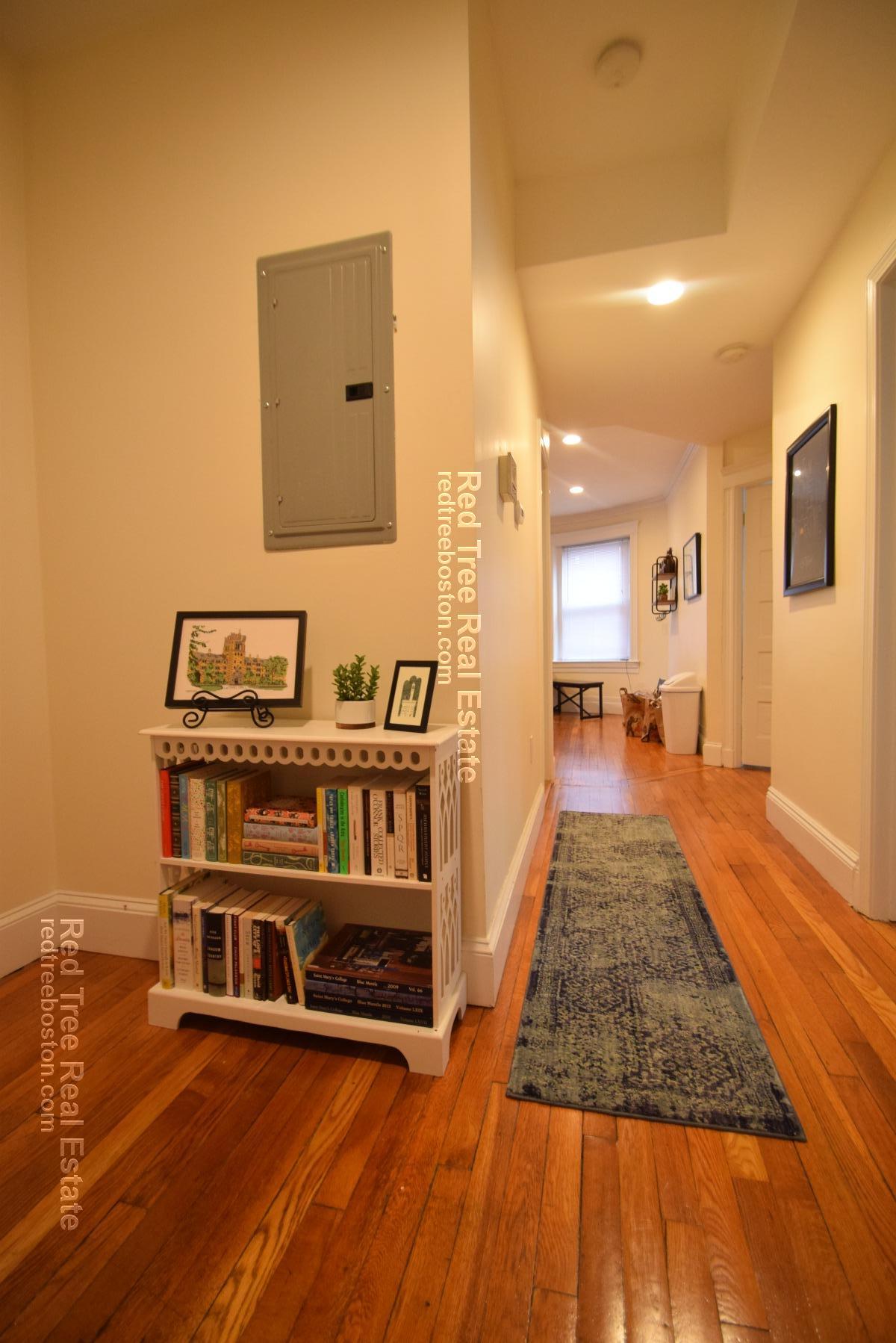 191 Winthrop Rd, Brookline Hills