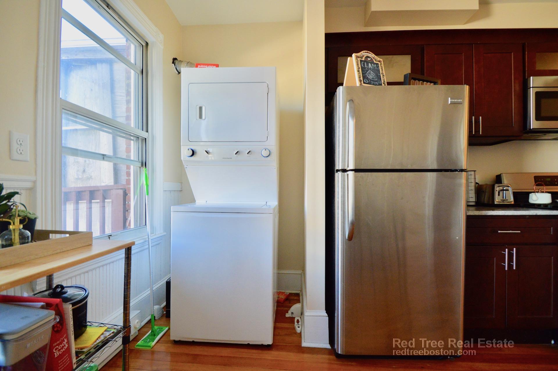 72 Prescott St, East Boston