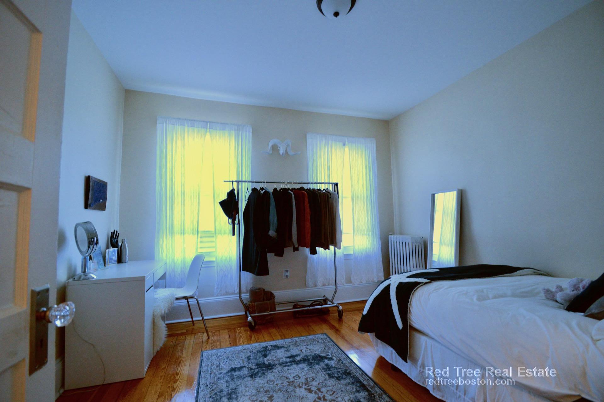 72 Prescott St, East Boston