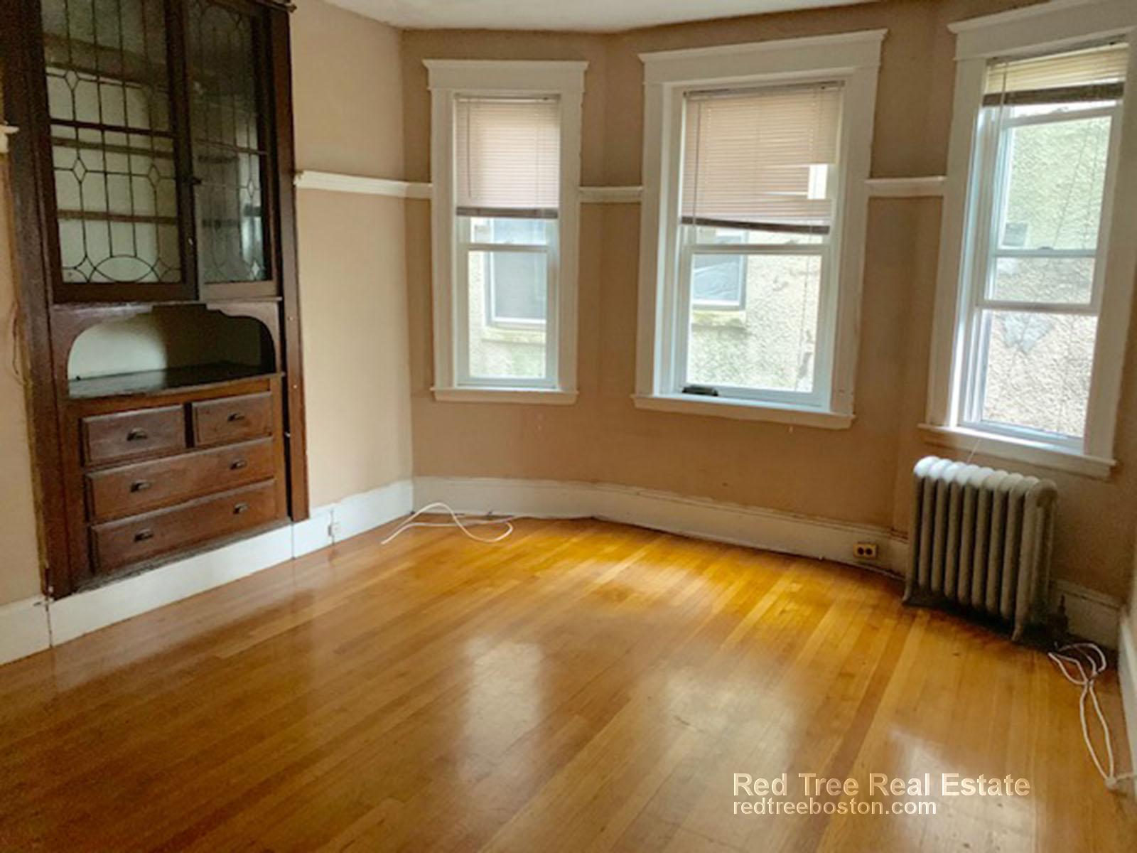 30 Fordham Rd, Allston