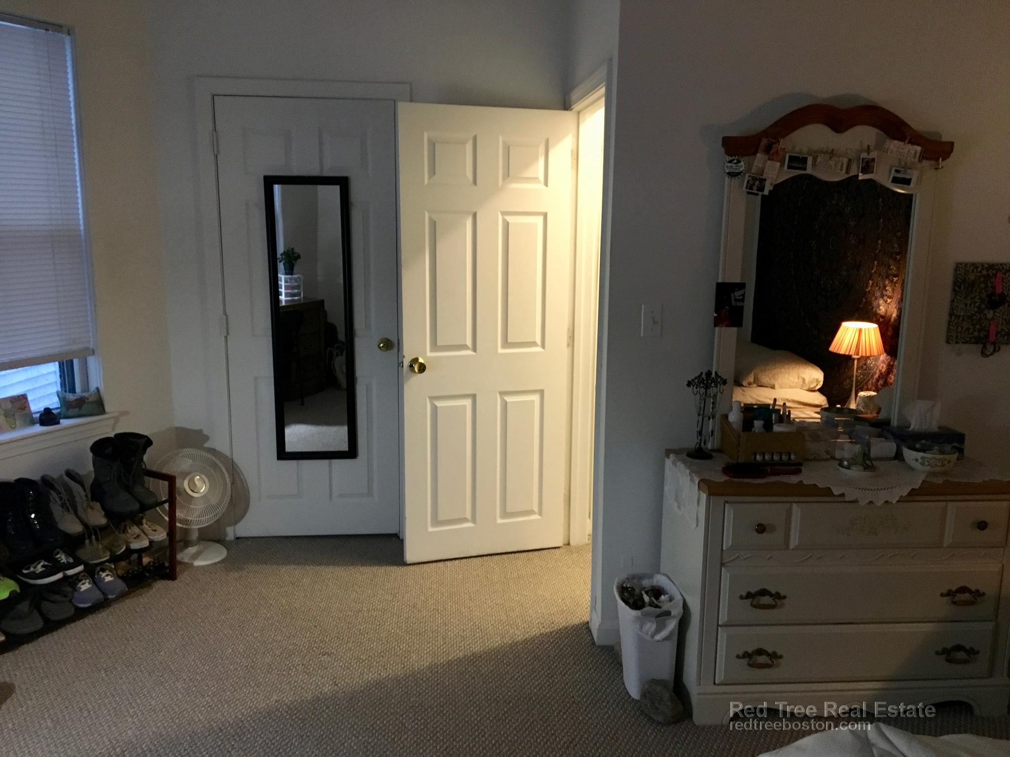 26 Haskell St, Allston