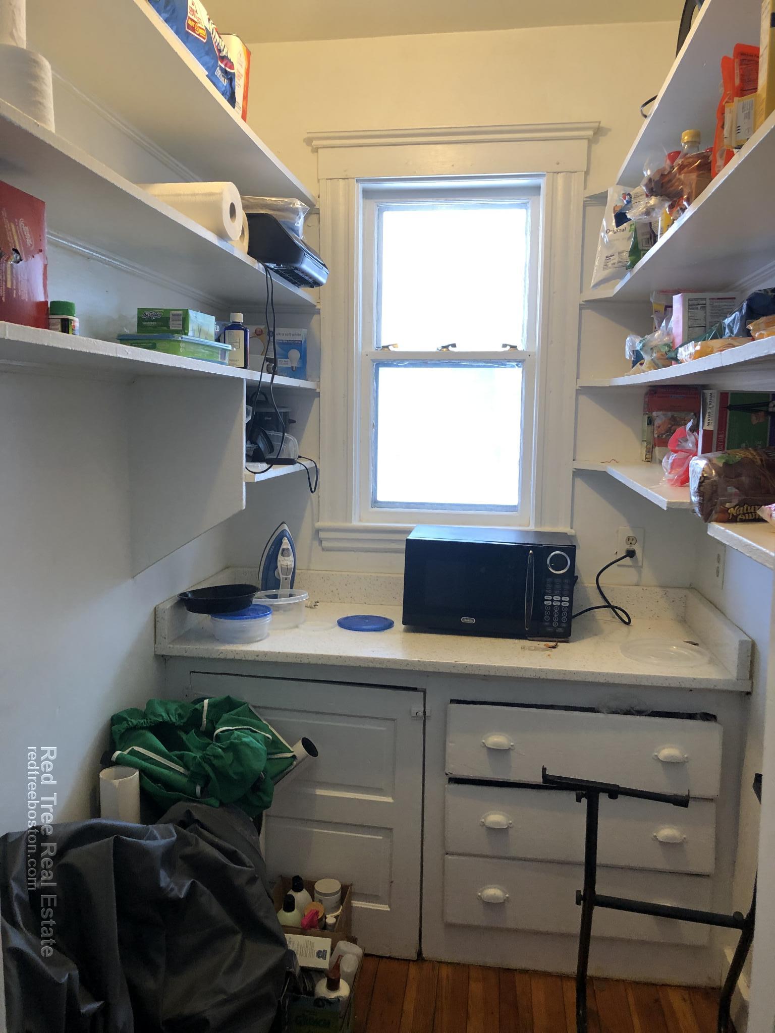 8 Olmstead St, Jamaica Plain