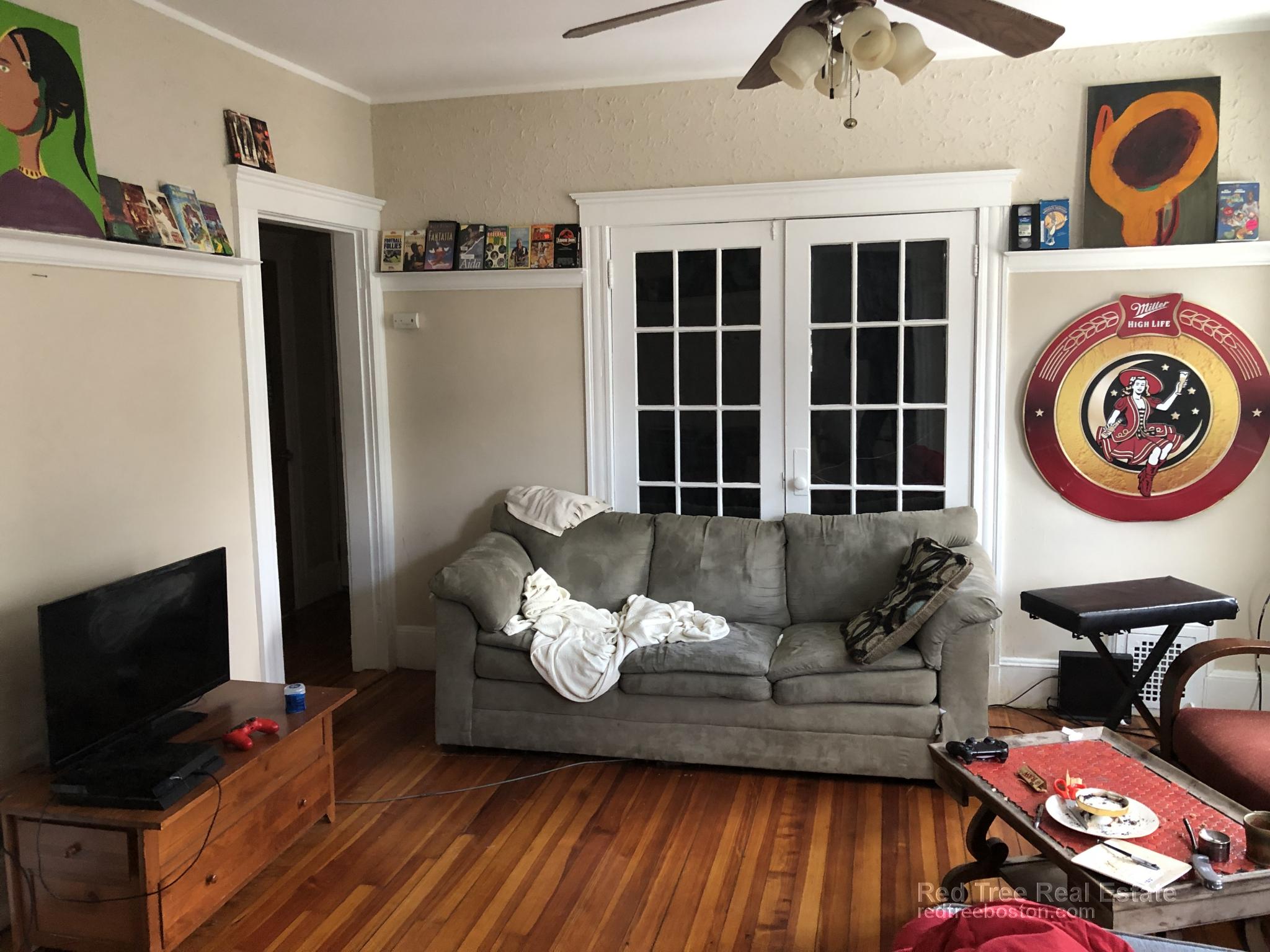 8 Olmstead St, Jamaica Plain