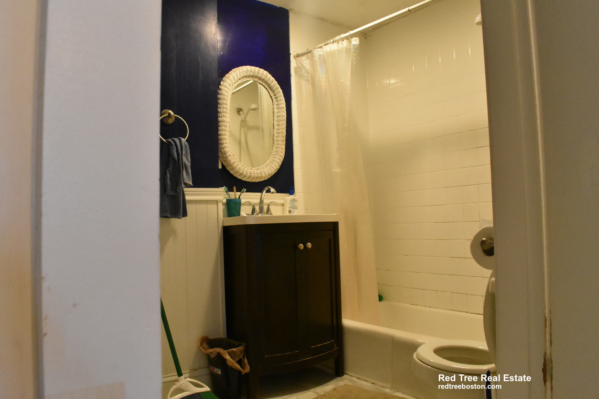 114 Everett St, East Boston