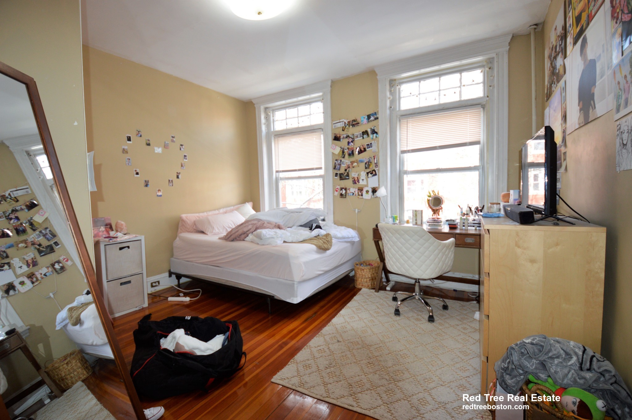 10 Strathmore Rd, Brookline Hills