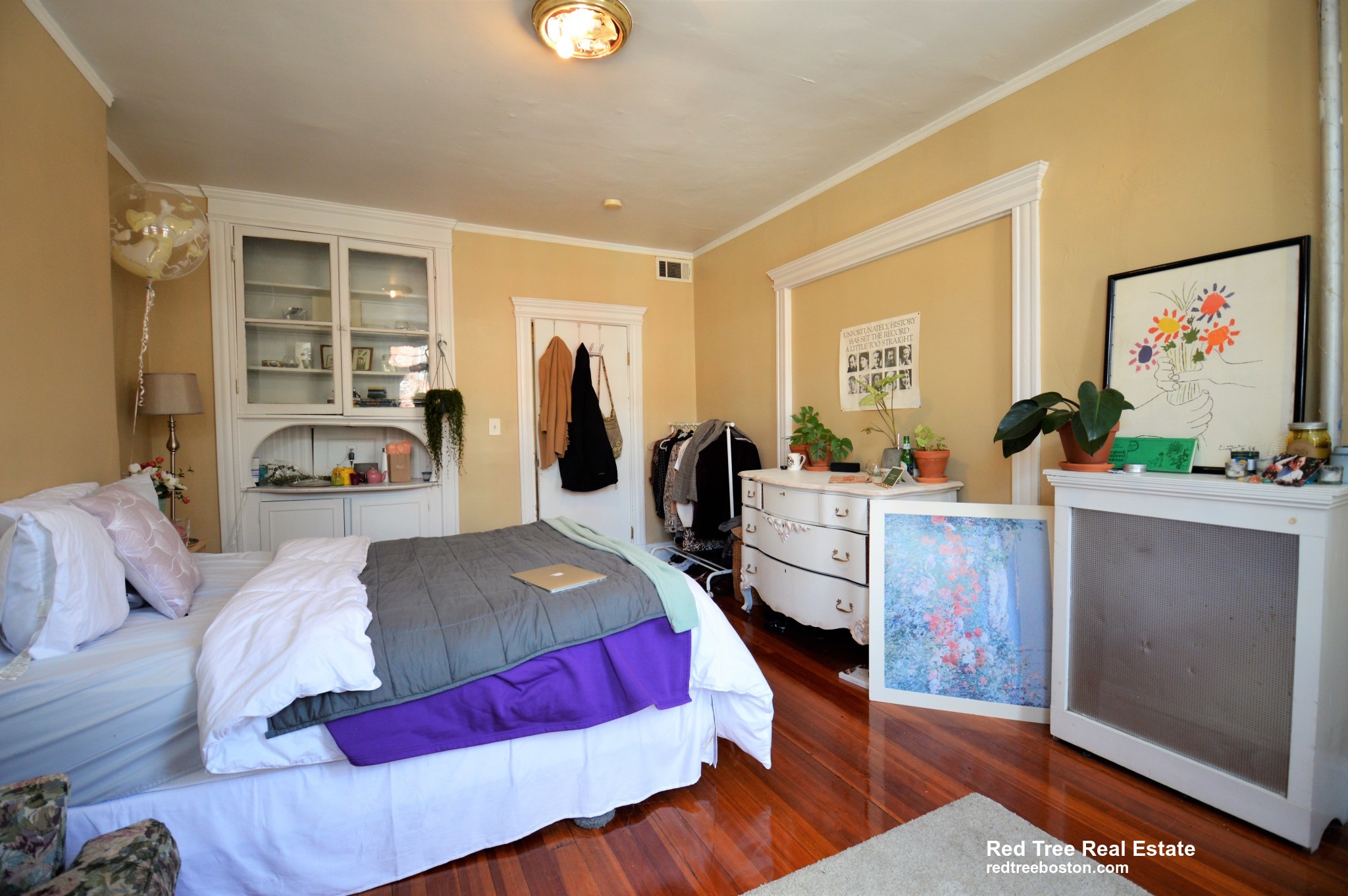 10 Strathmore Rd, Brookline Hills