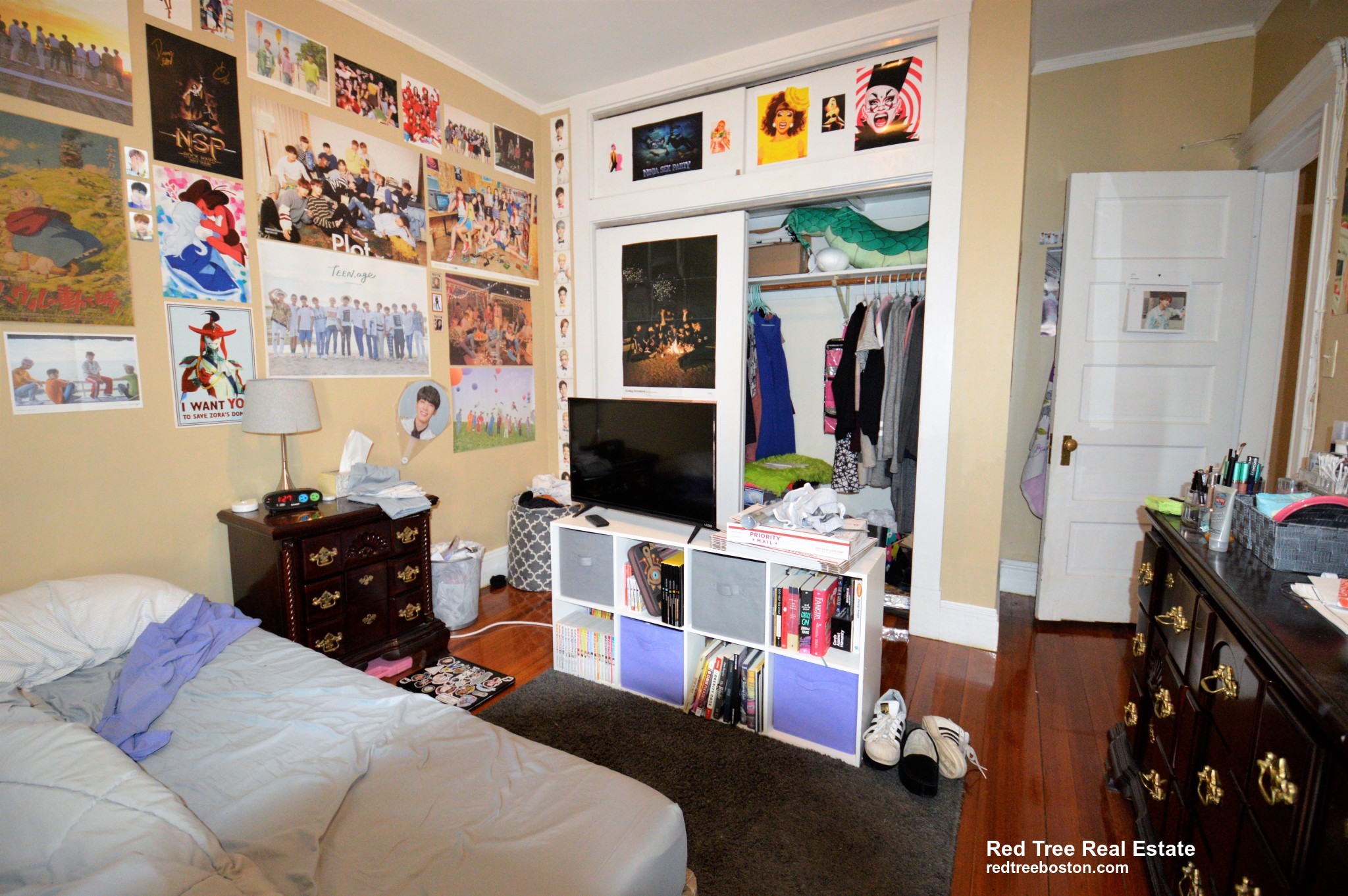 10 Strathmore Rd, Brookline Hills