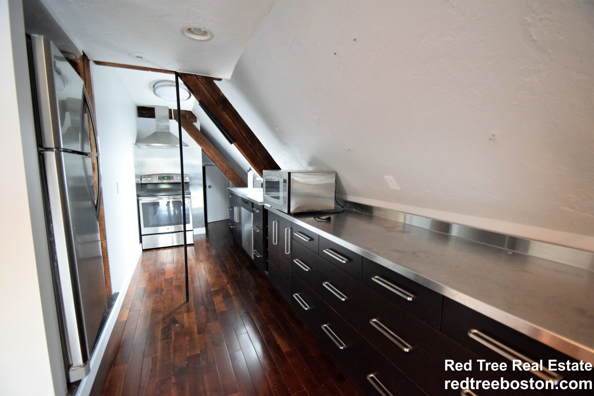 444 Western, Brighton