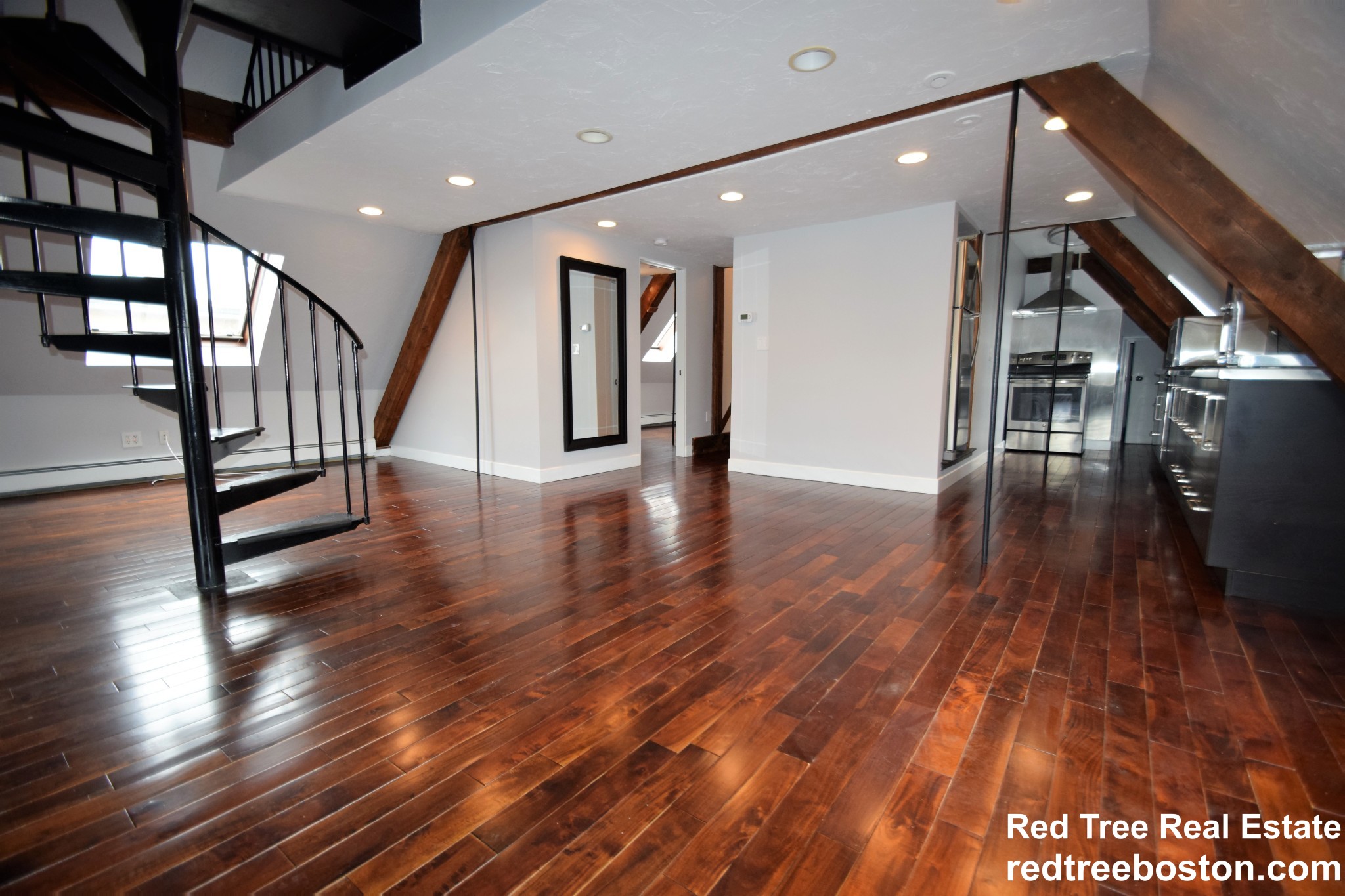 444 Western, Brighton