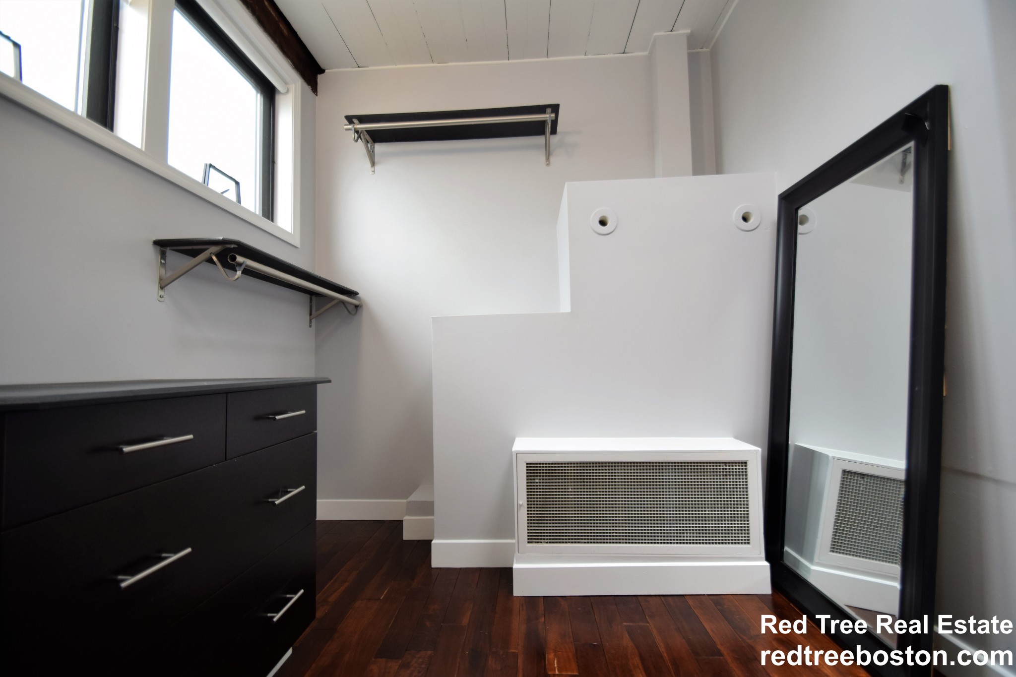 444 Western, Brighton