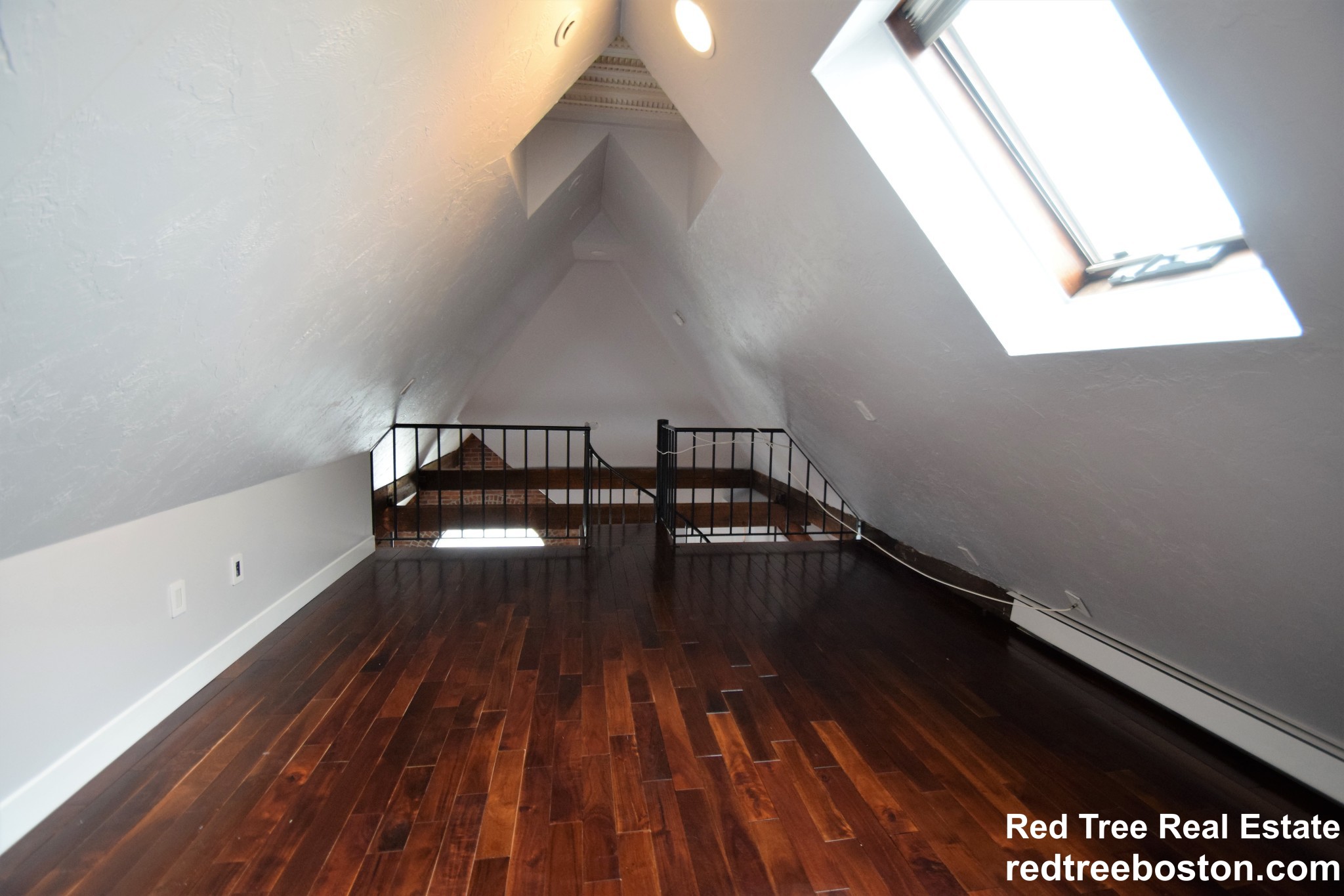 444 Western, Brighton