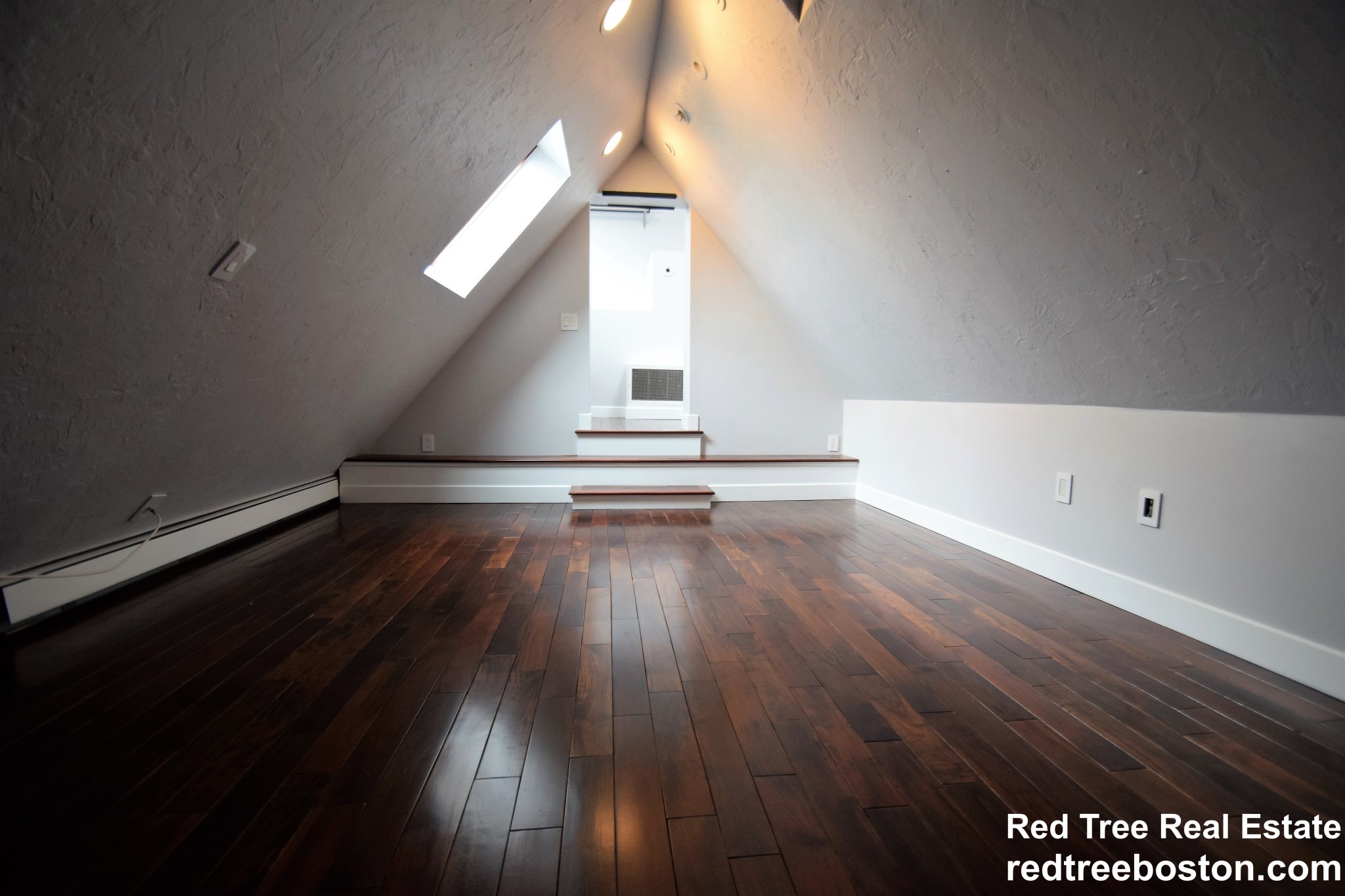 444 Western, Brighton