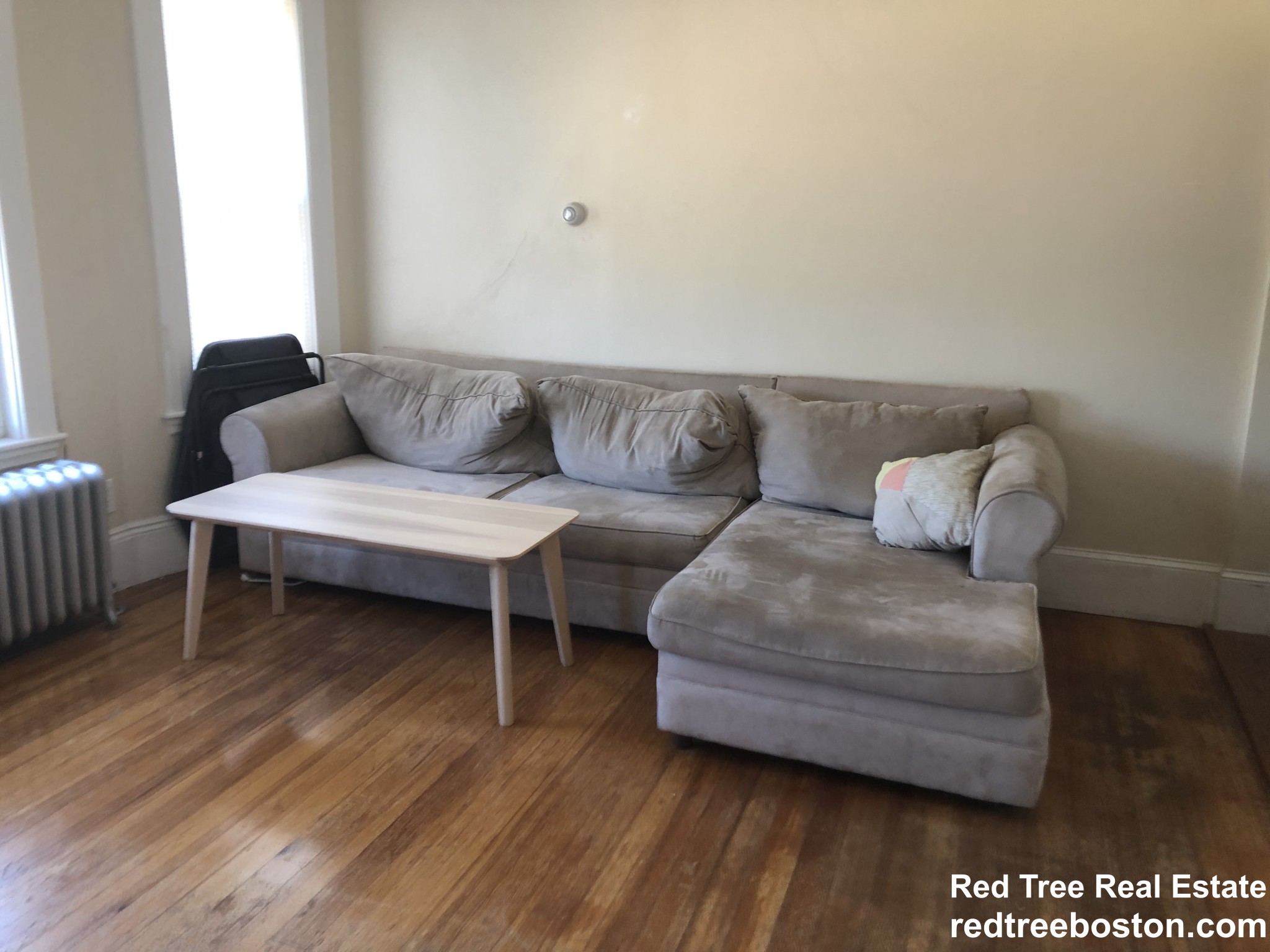 746 Bennington St, East Boston