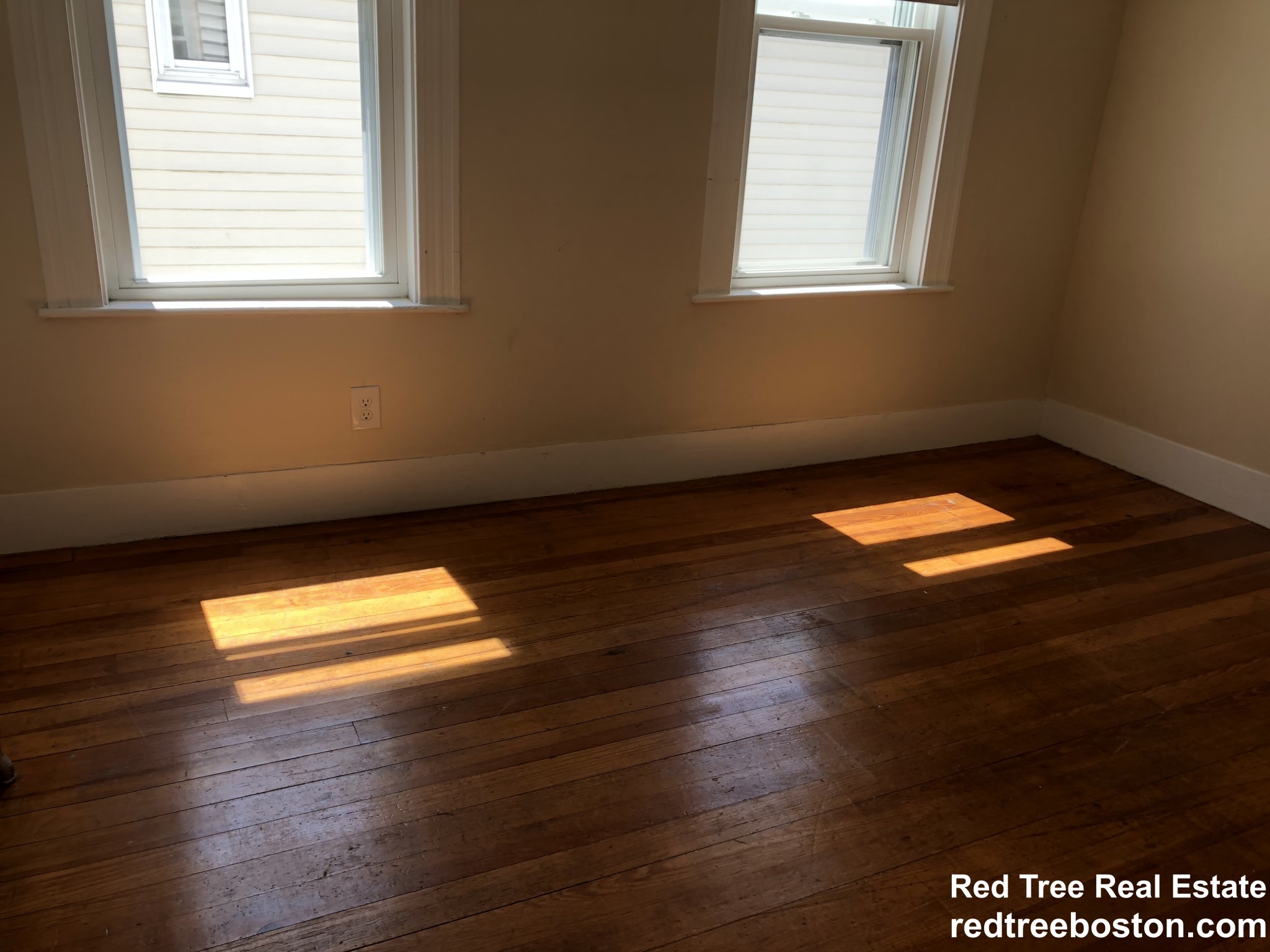 746 Bennington St, East Boston