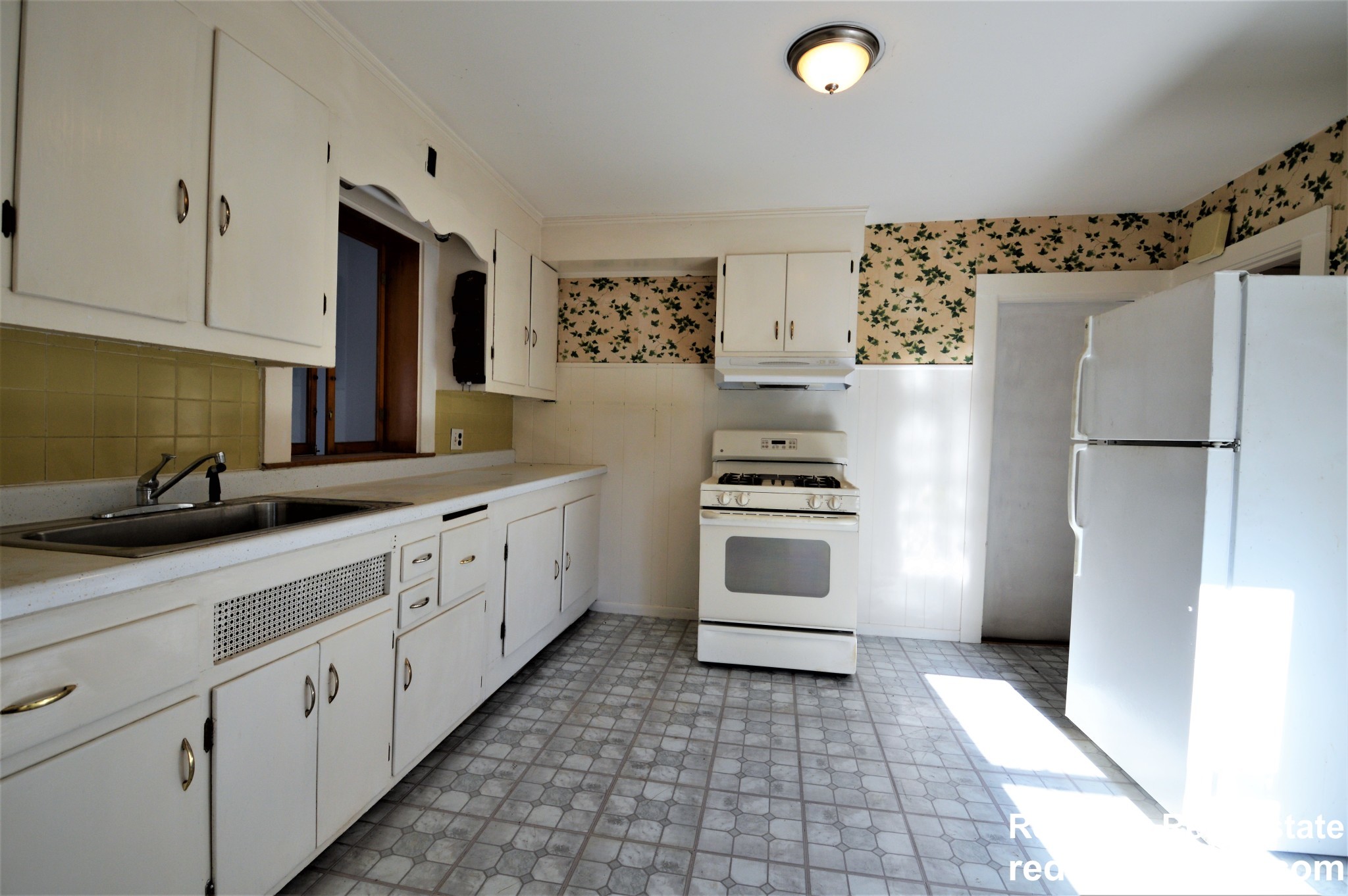 334 River St, Newton