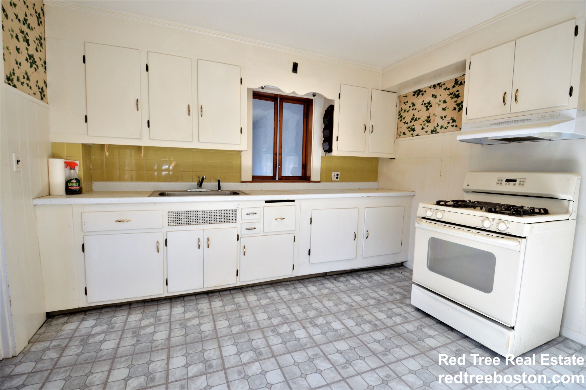 334 River St, Newton