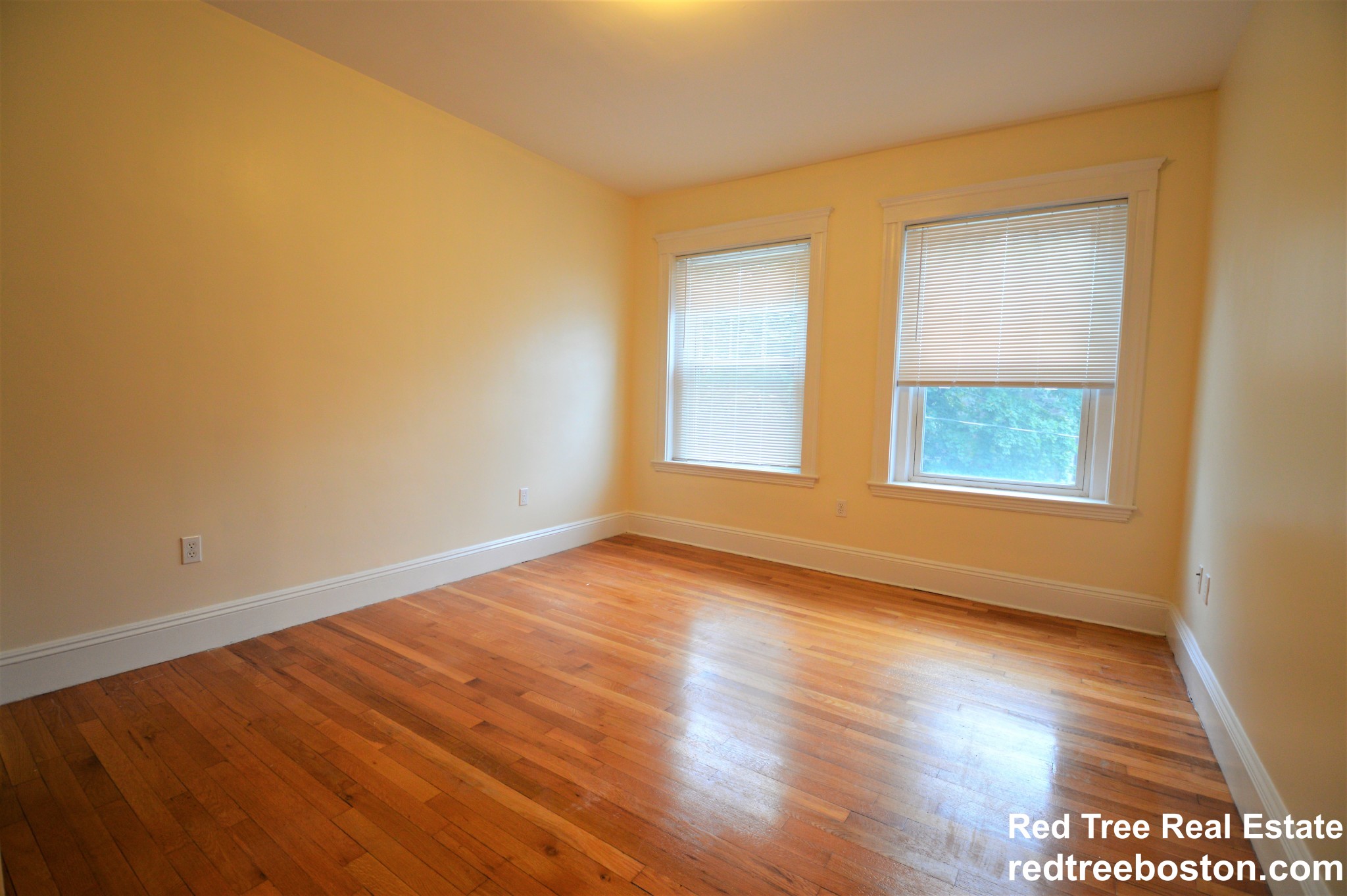 191 Winthrop Rd, Brookline Hills