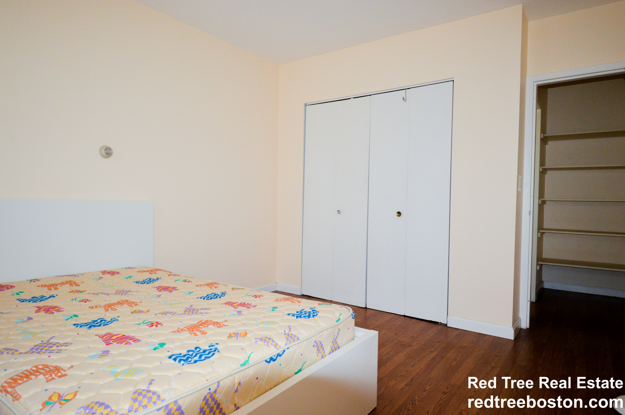 28 Juniper St, Brookline Village