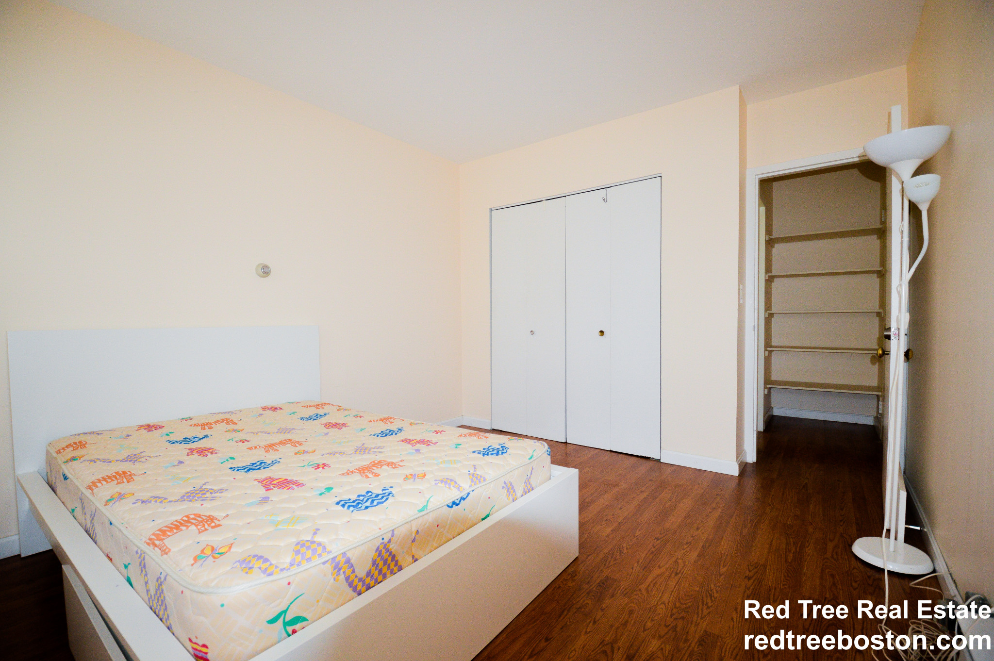 28 Juniper St, Brookline Village