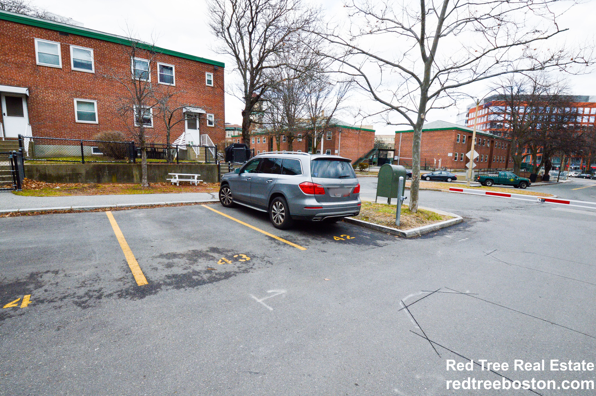 28 Juniper St, Brookline Village