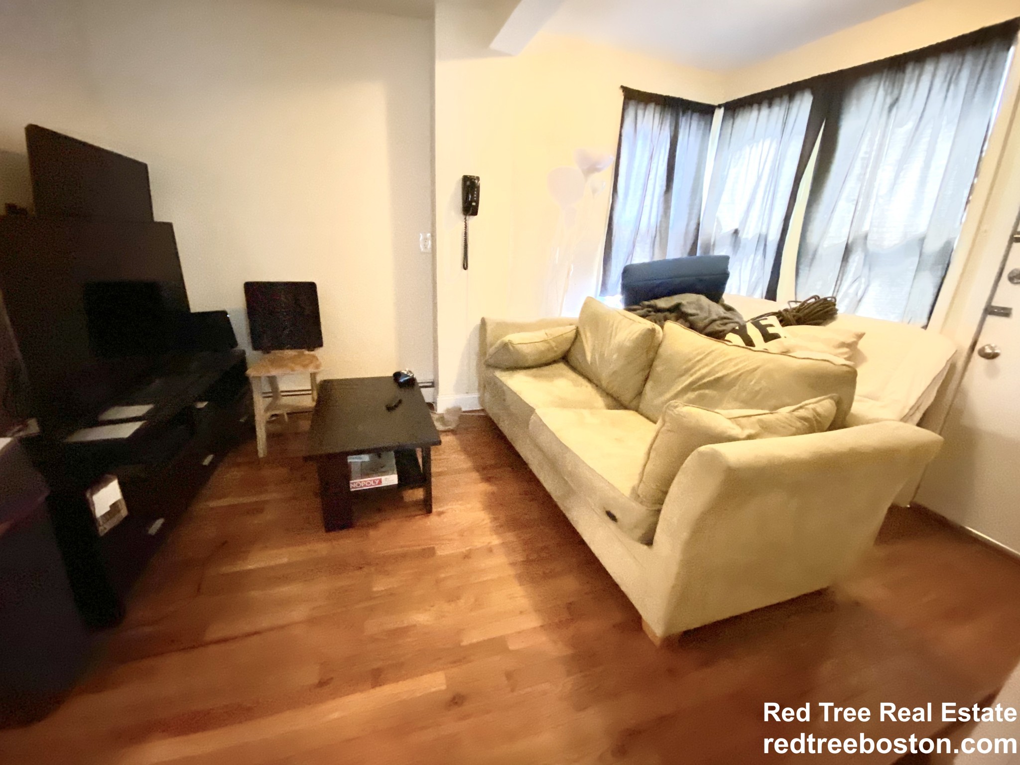 238 Everett St, East Boston