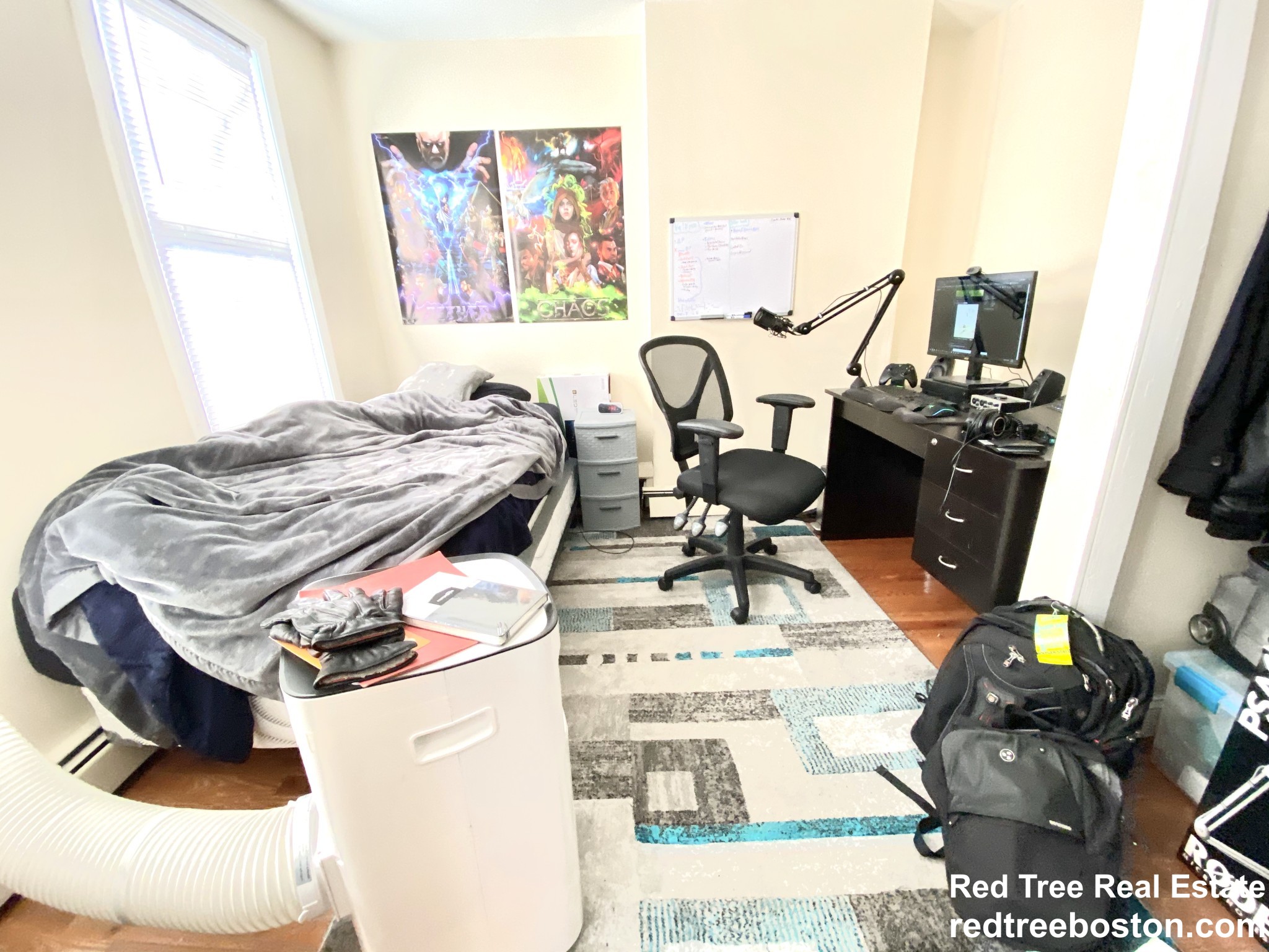 238 Everett St, East Boston