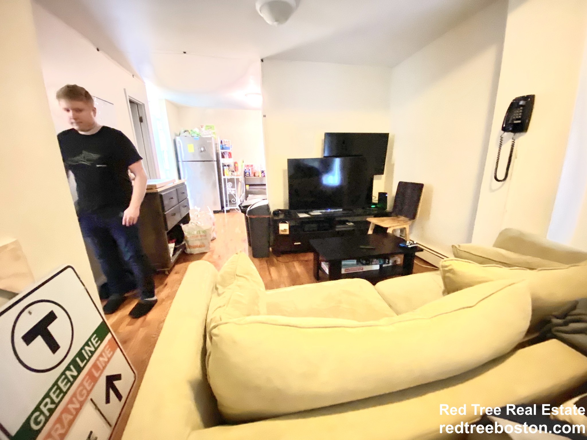 238 Everett St, East Boston