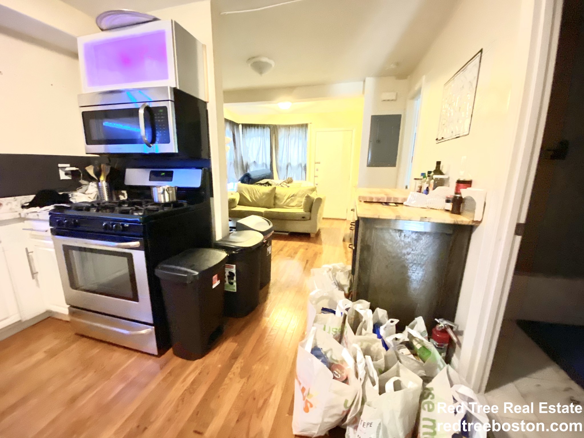 238 Everett St, East Boston