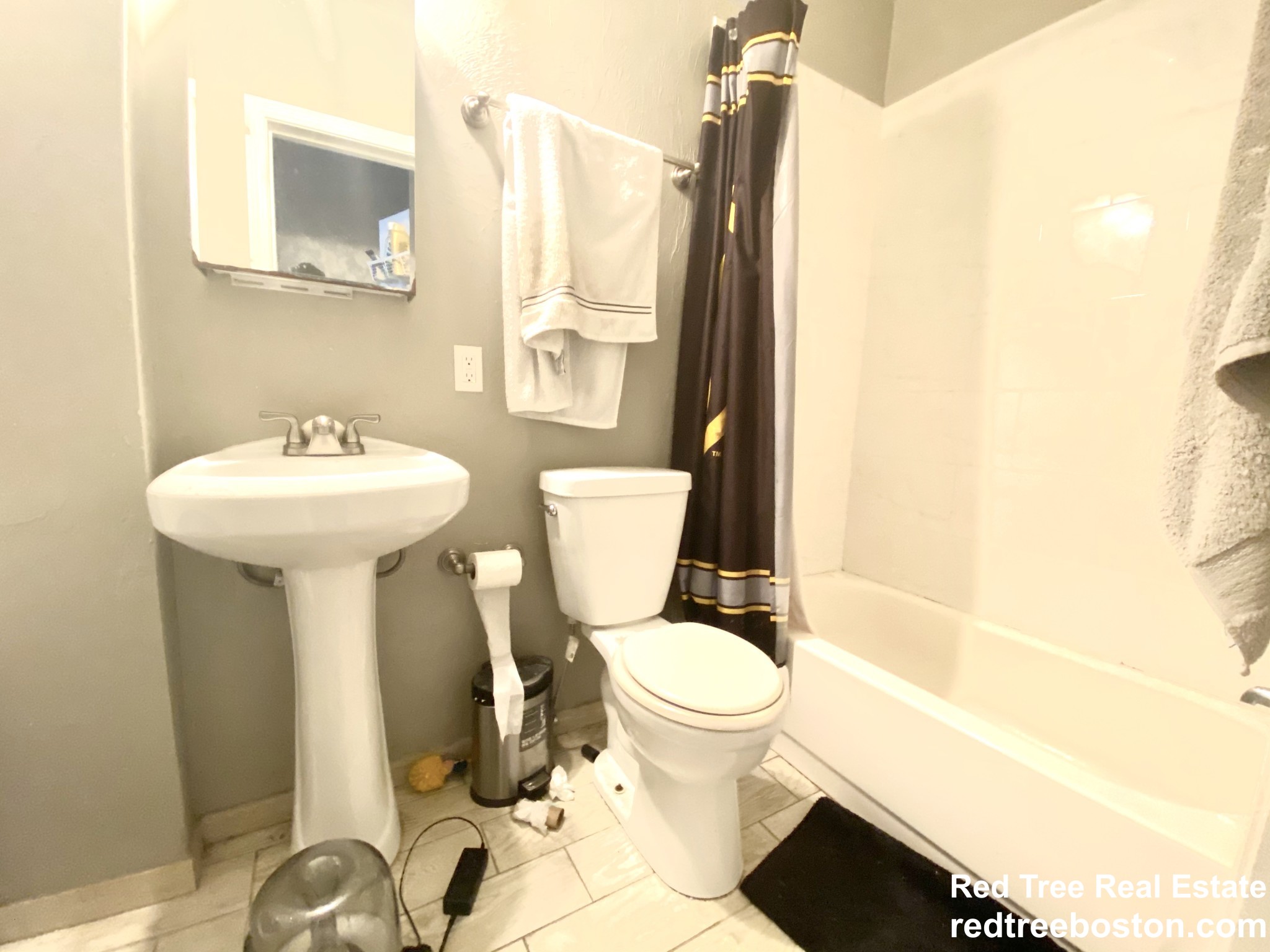 143 Cottage St, East Boston