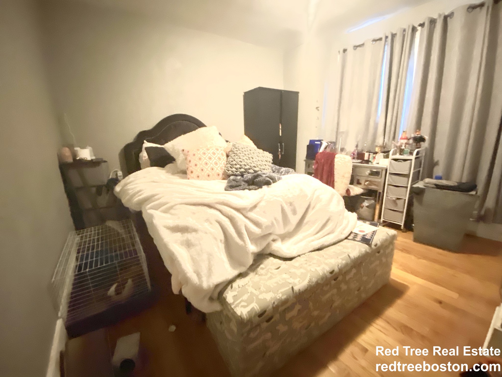 143 Cottage St, East Boston