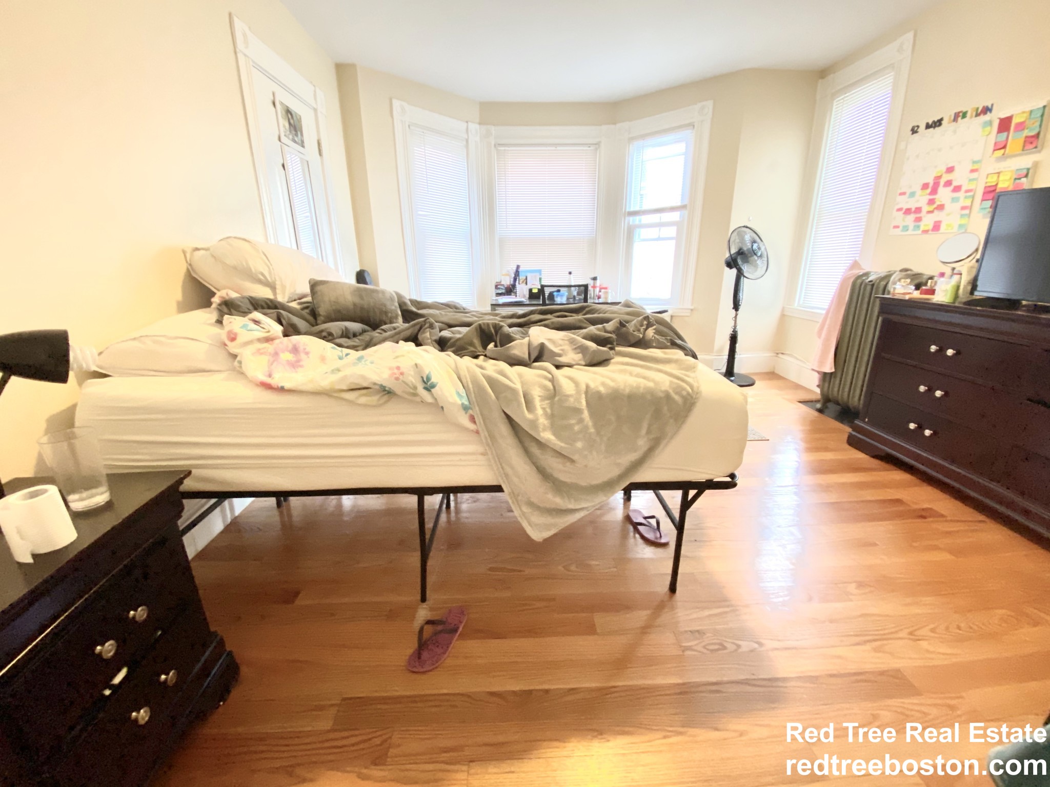 438 Meridian St, East Boston