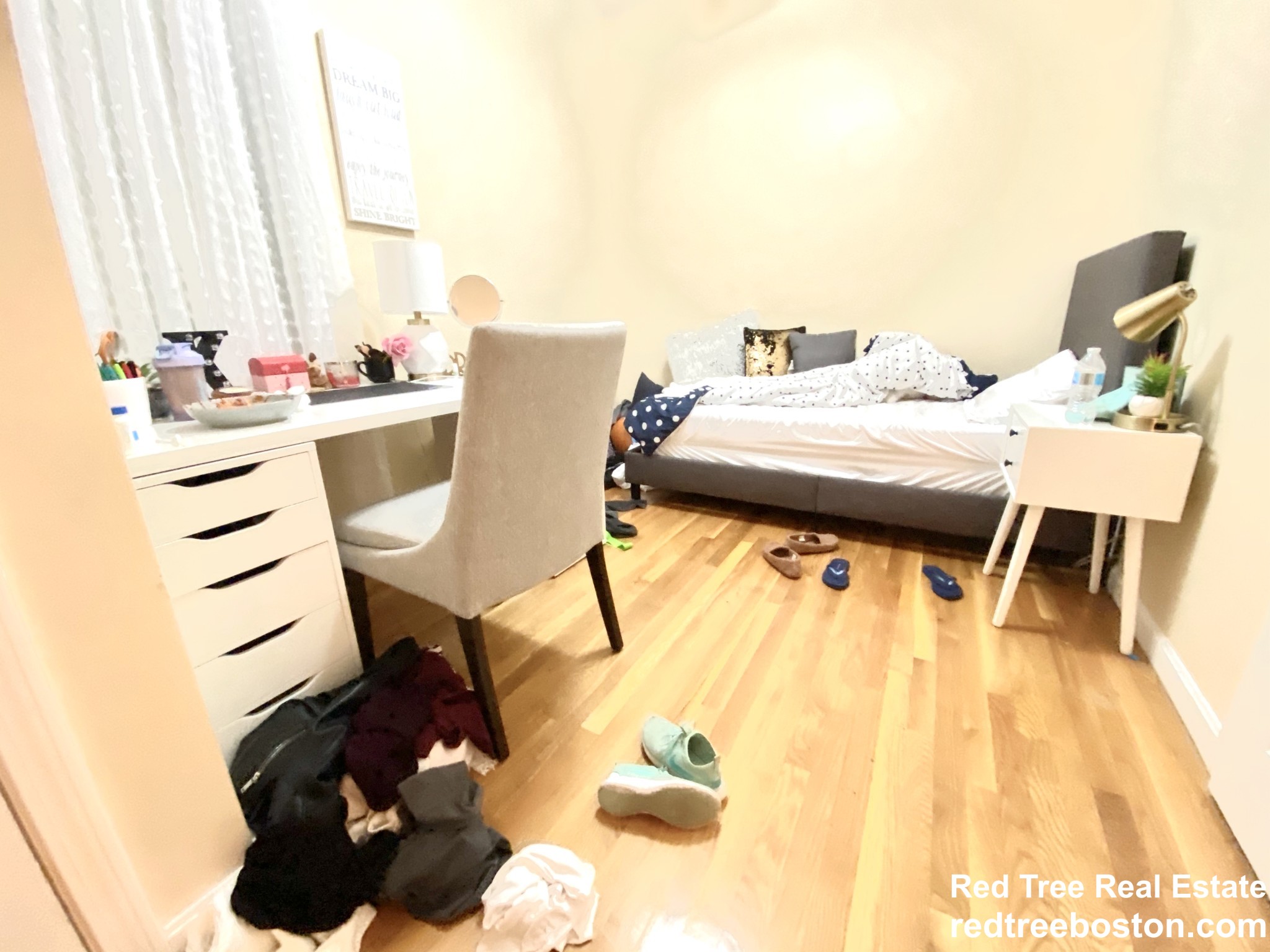 101 Falcon St, East Boston