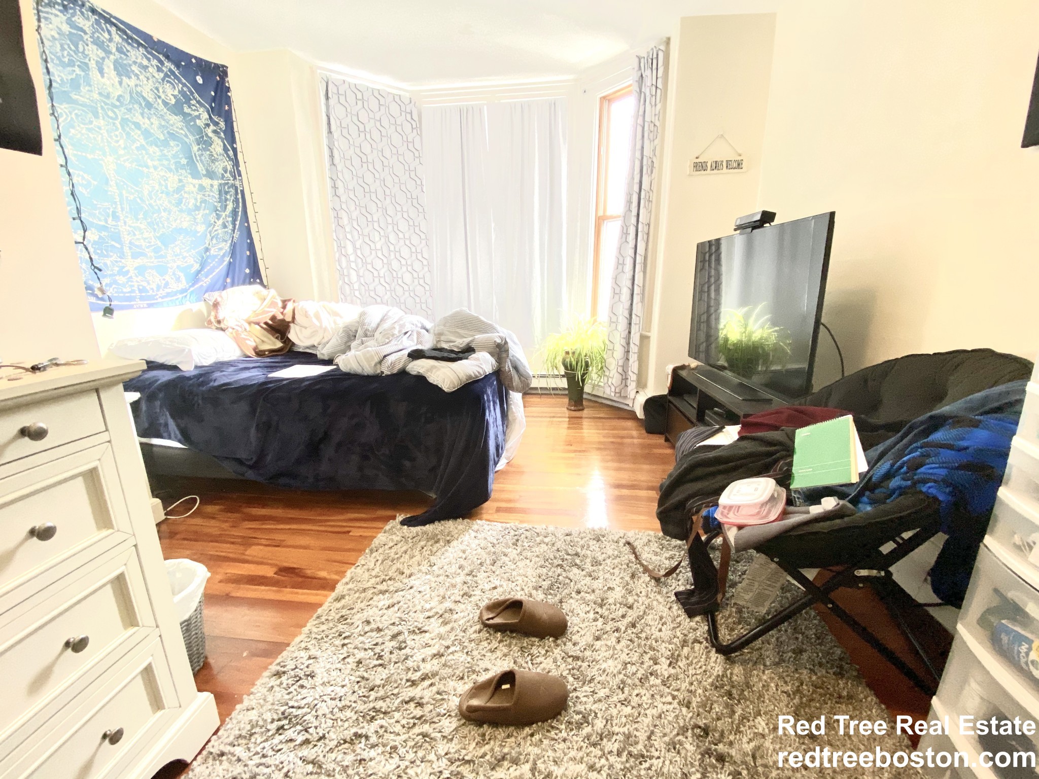 220 Saratoga St, East Boston