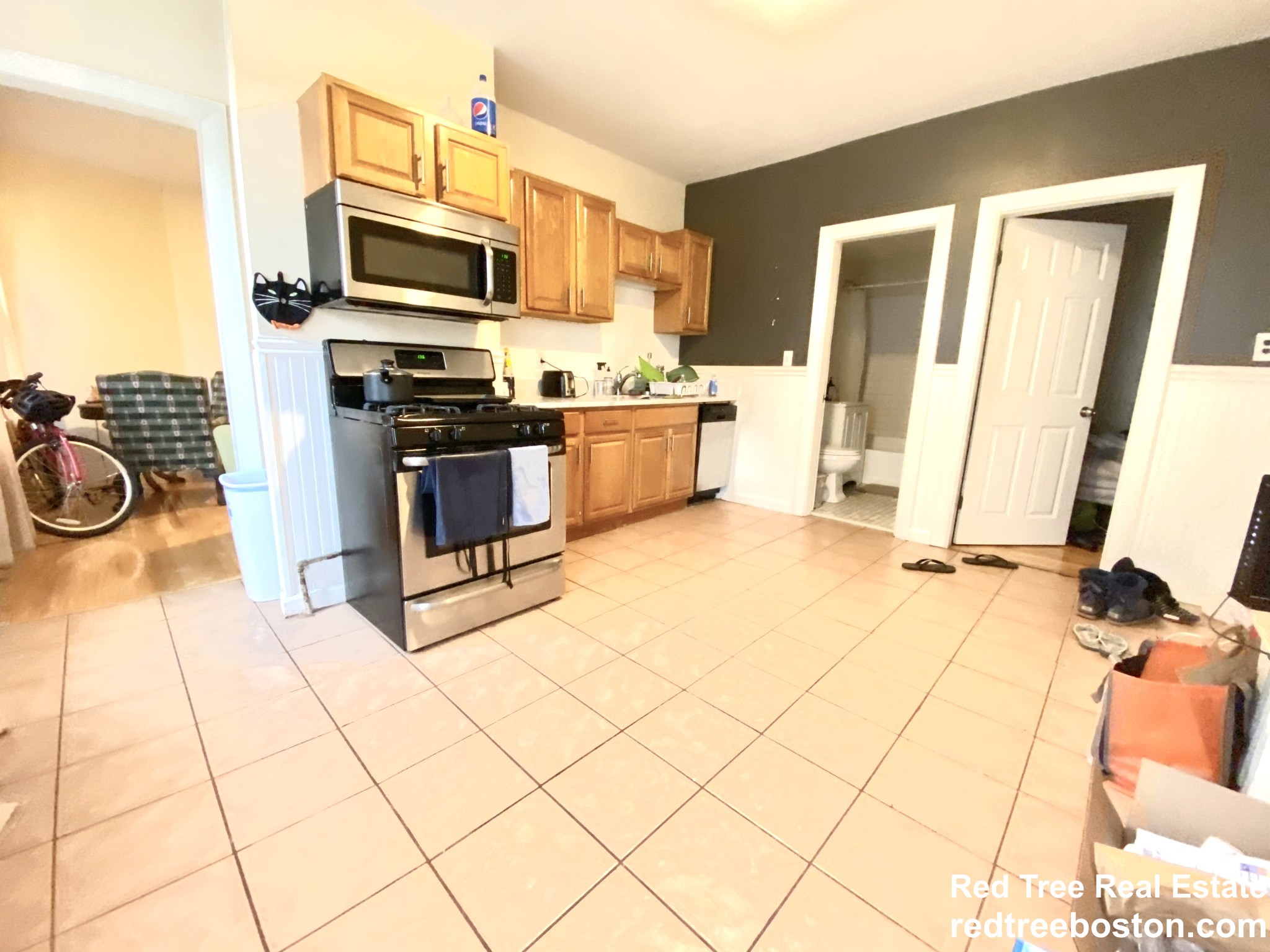 21 Monmouth St, East Boston