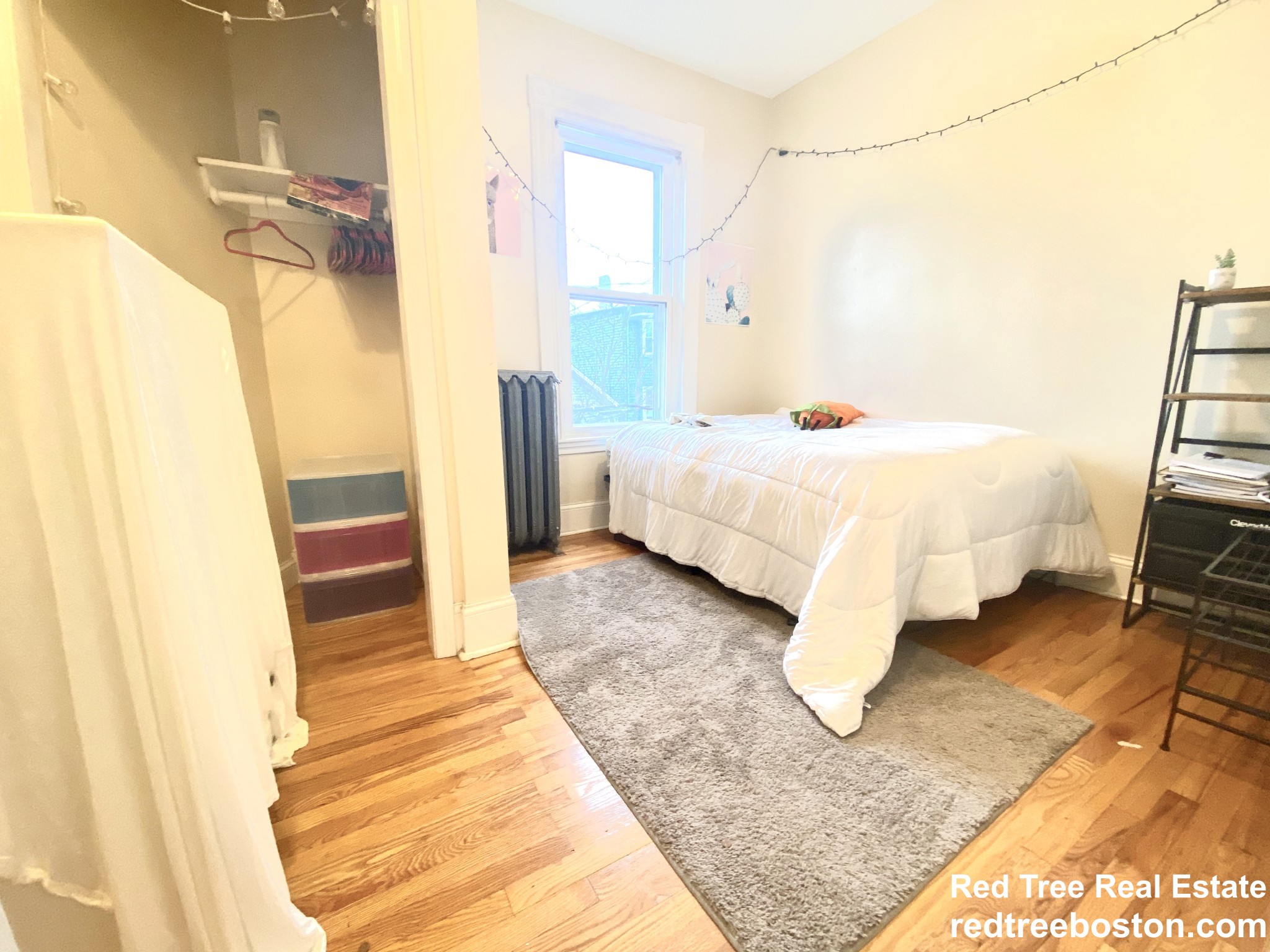 324 Saratoga St, East Boston