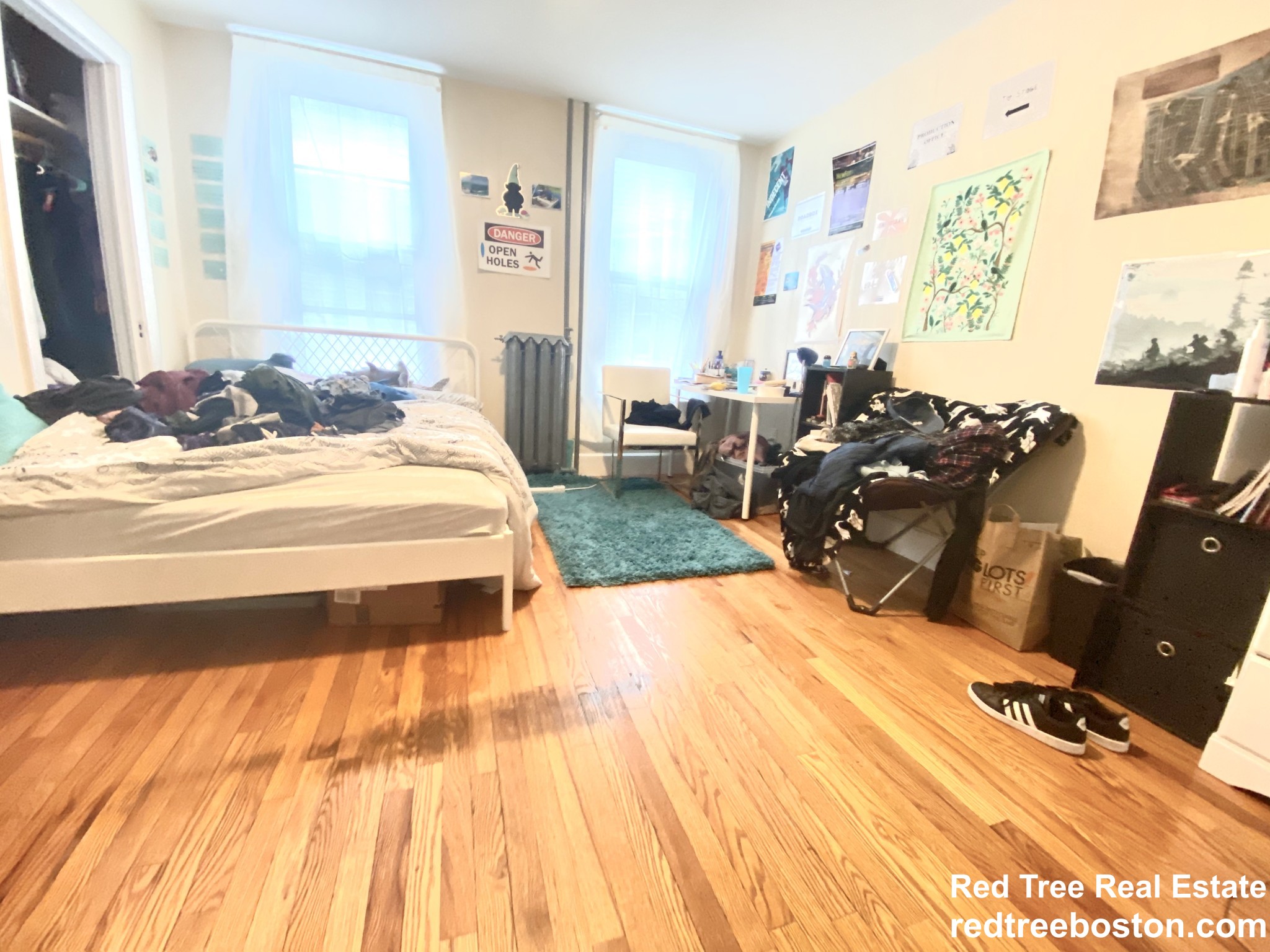 324 Saratoga St, East Boston