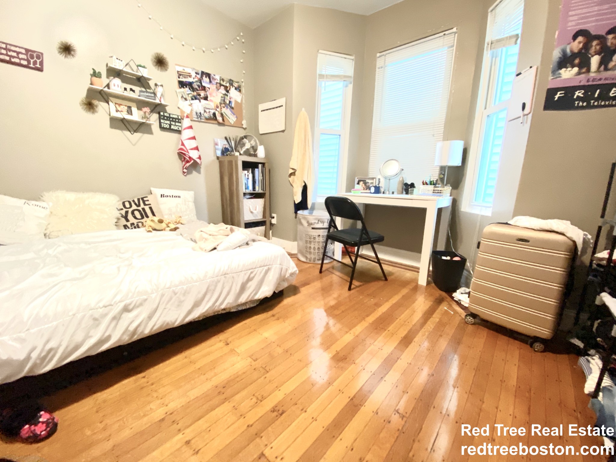 26 Monmouth St, East Boston