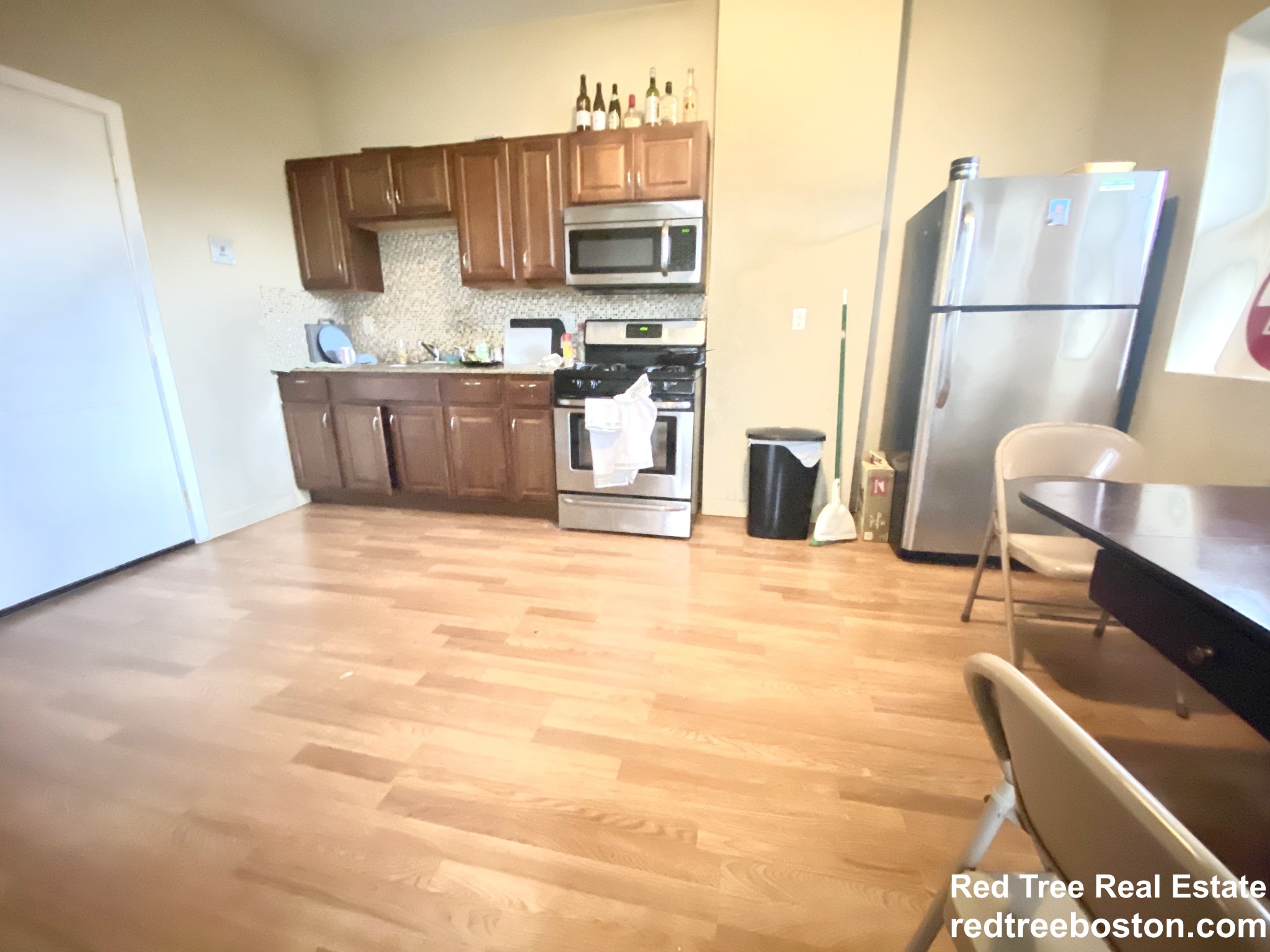 215 Saratoga St, East Boston