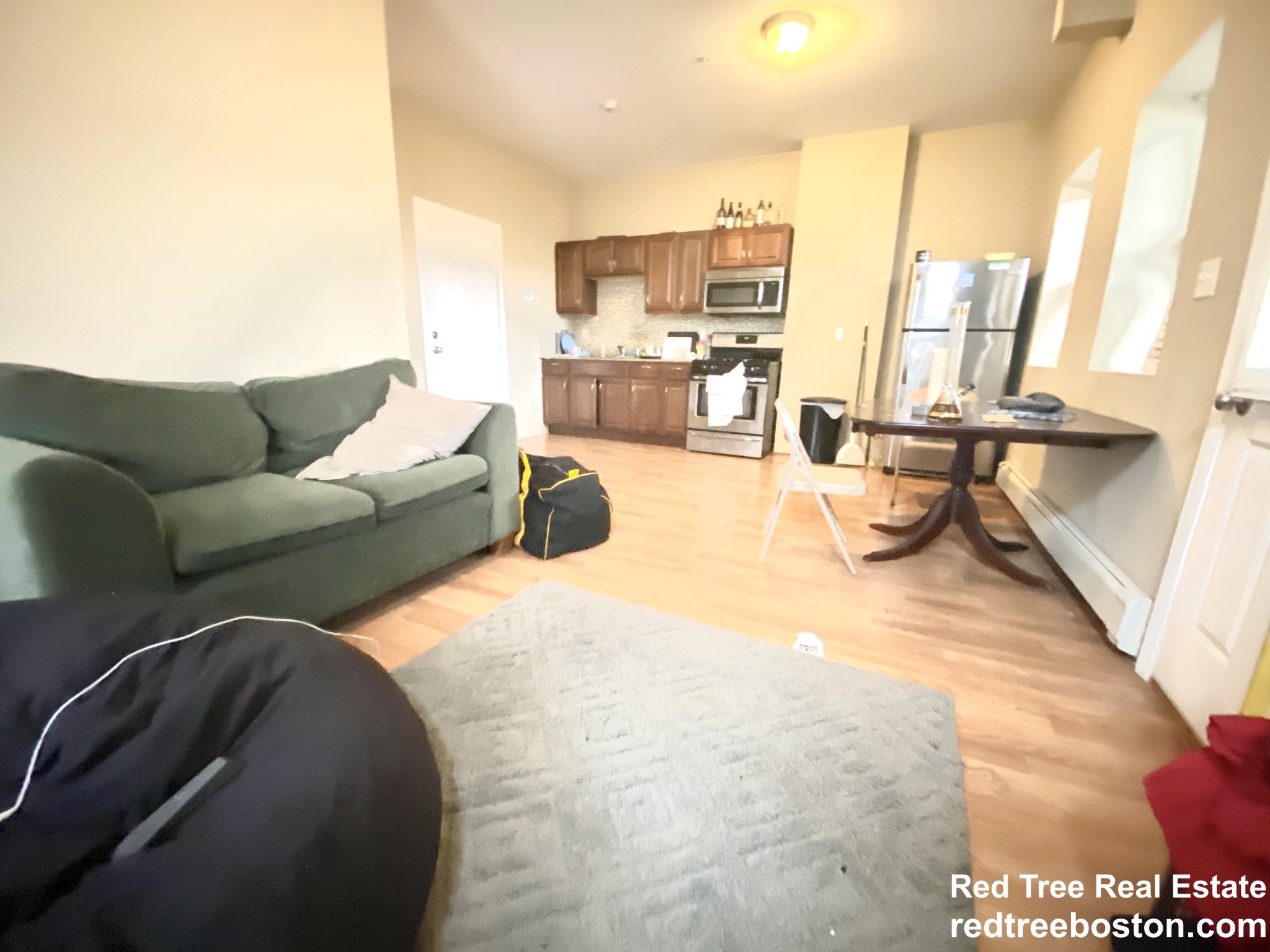 215 Saratoga St, East Boston