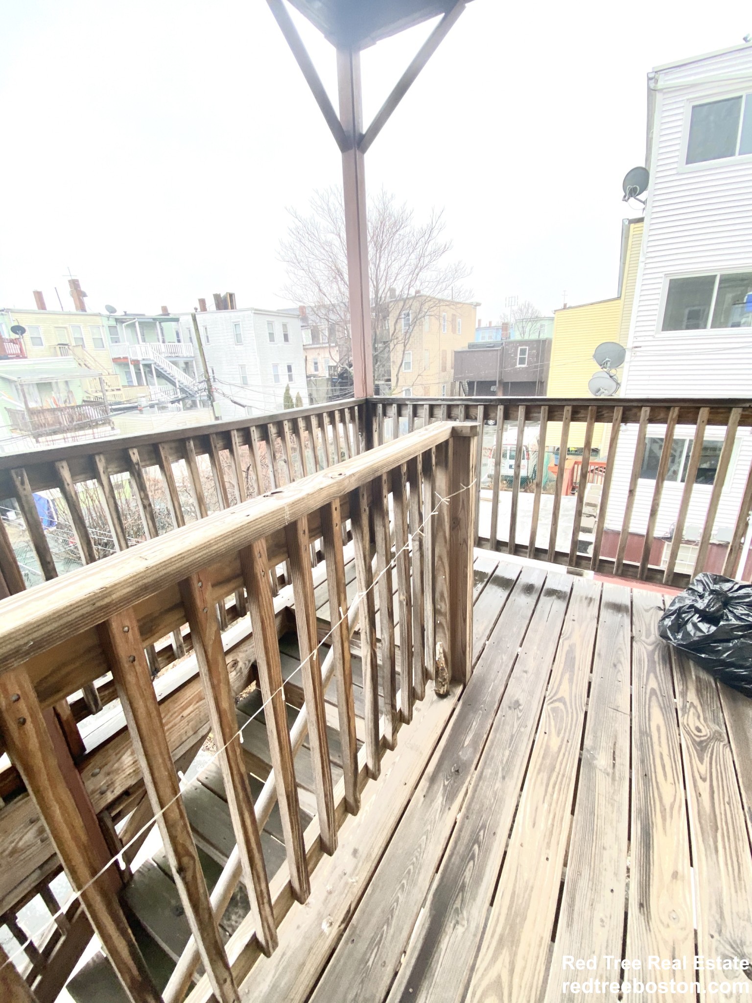 215 Saratoga St, East Boston