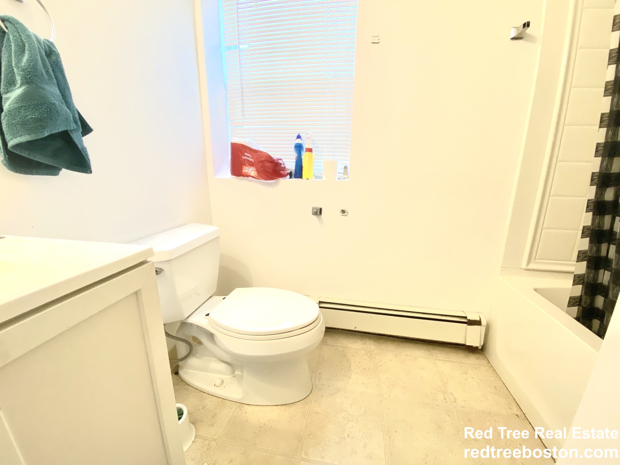 215 Saratoga St, East Boston