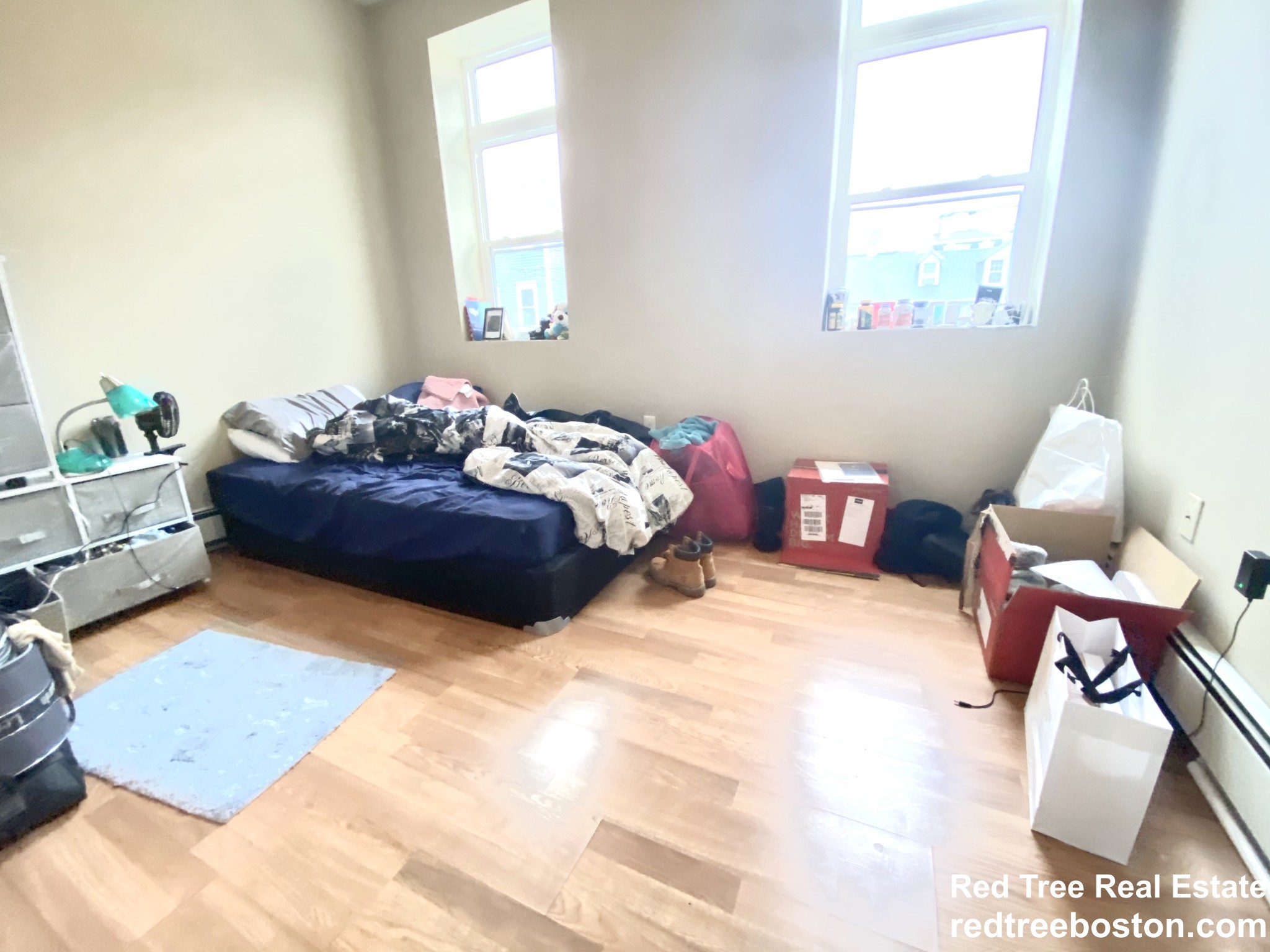 215 Saratoga St, East Boston