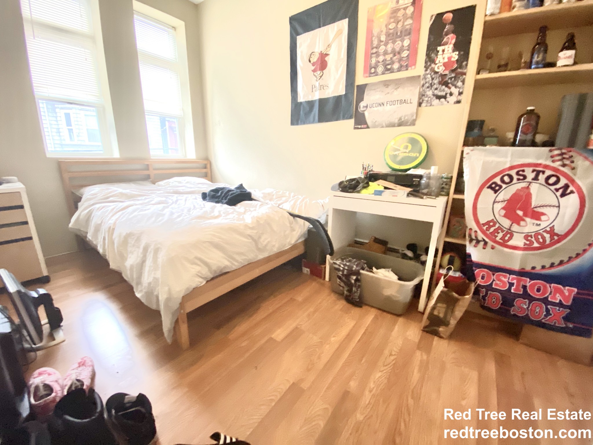 215 Saratoga St, East Boston