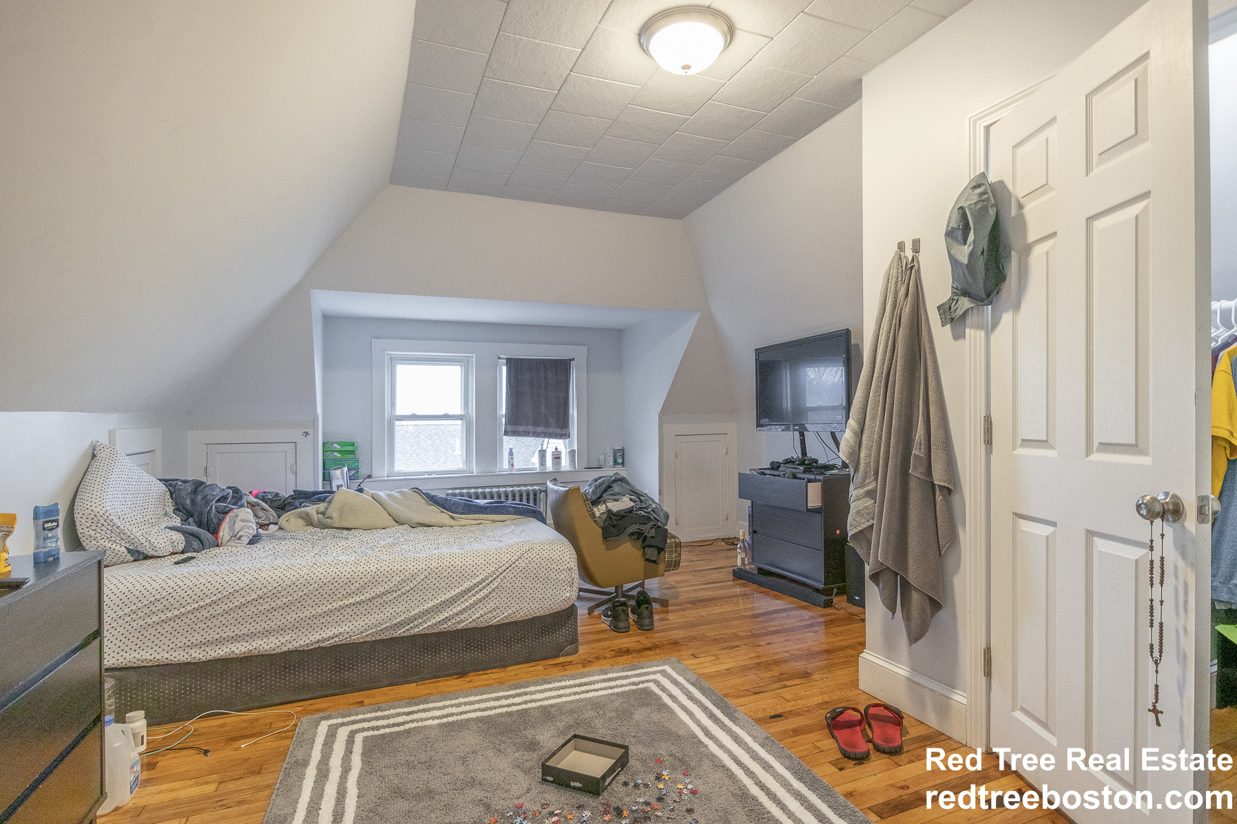 130 Wordsworth St, East Boston