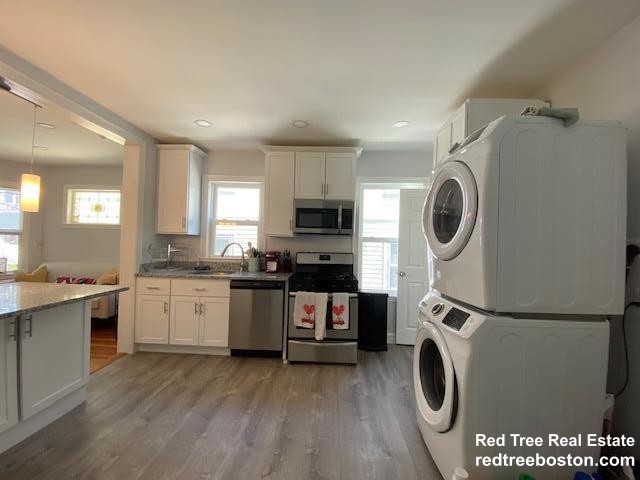 28 Hunnewell Ave, Brighton