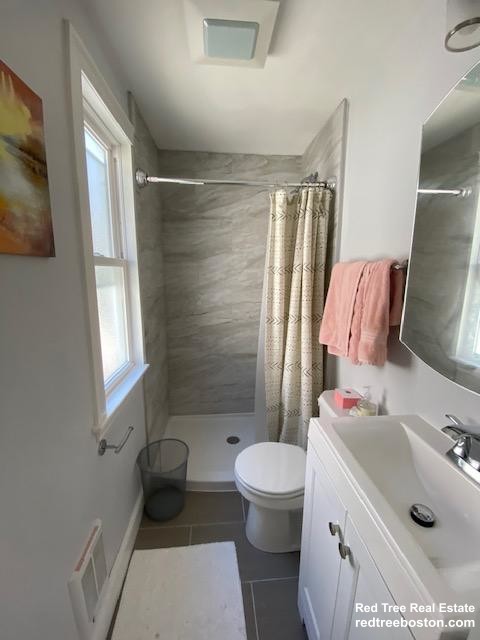 28 Hunnewell Ave, Brighton