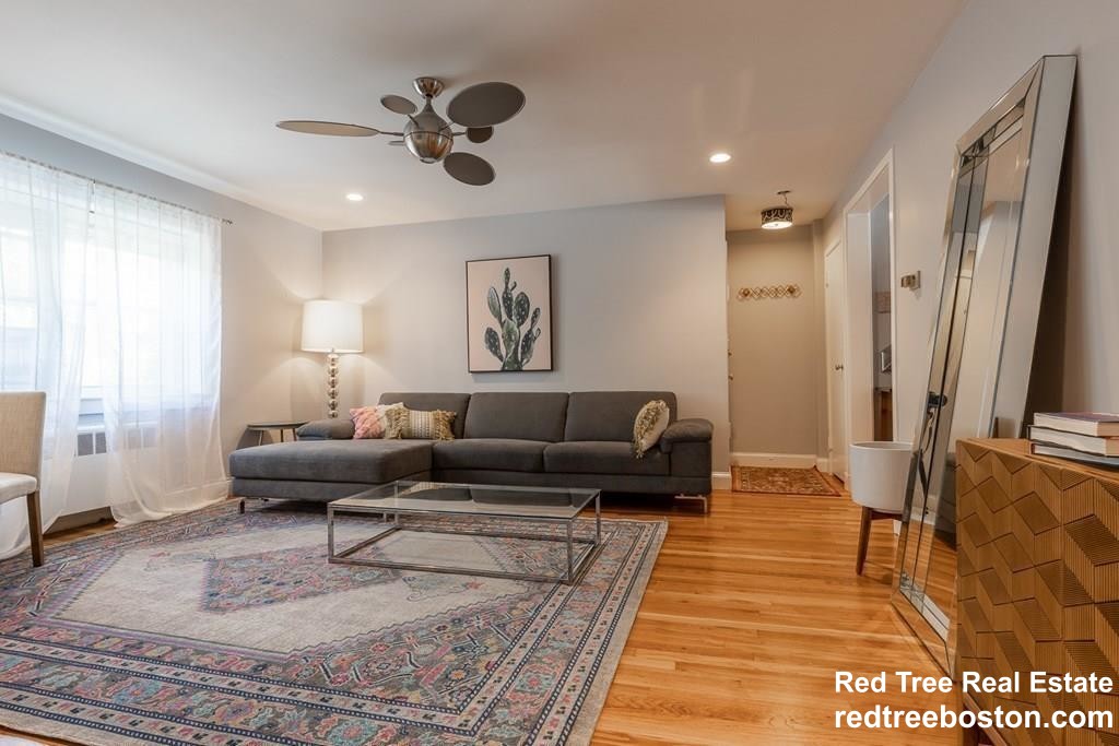 19 Alton Ct, Coolidge Corner