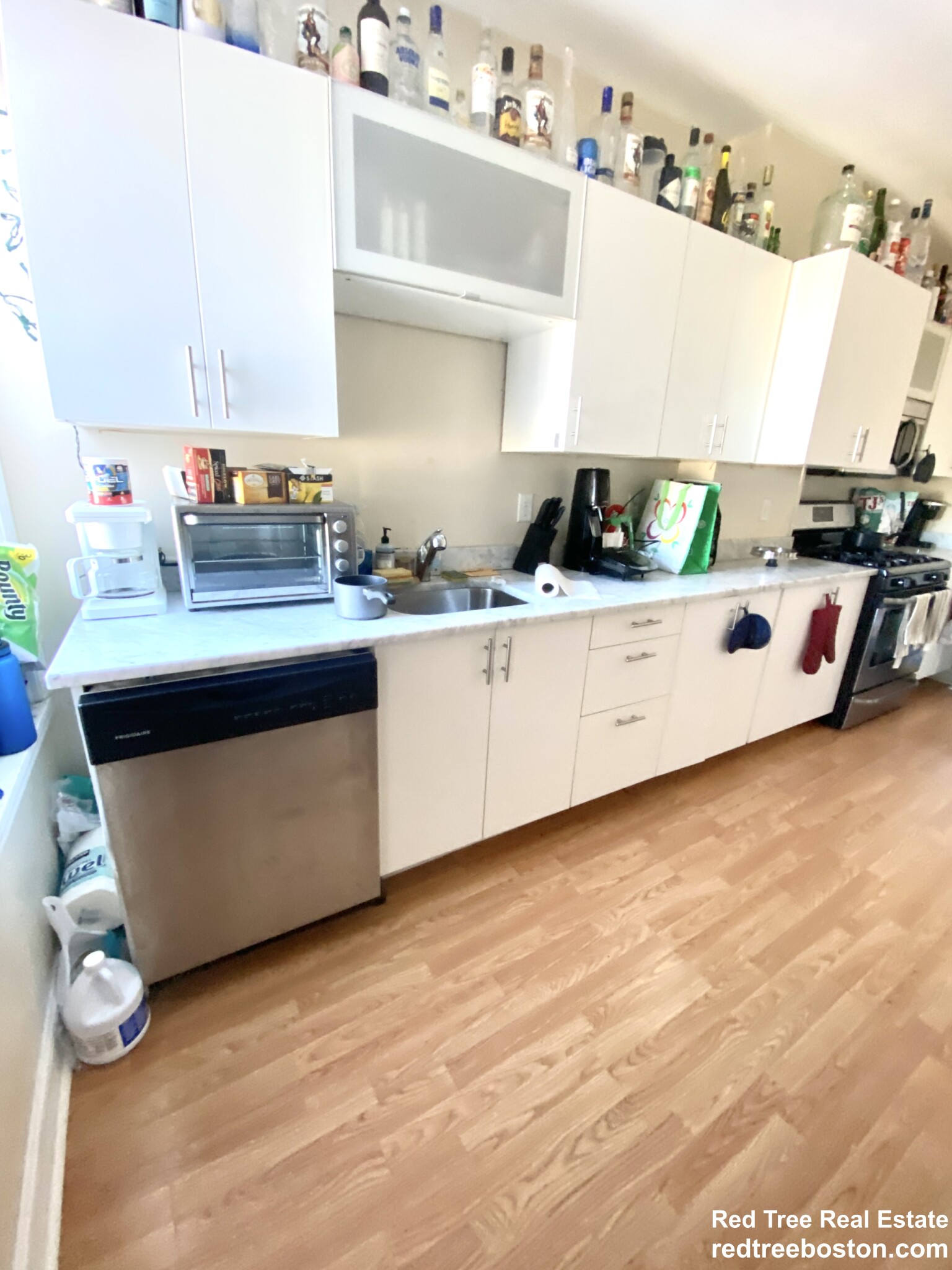 284 Sumner St, East Boston