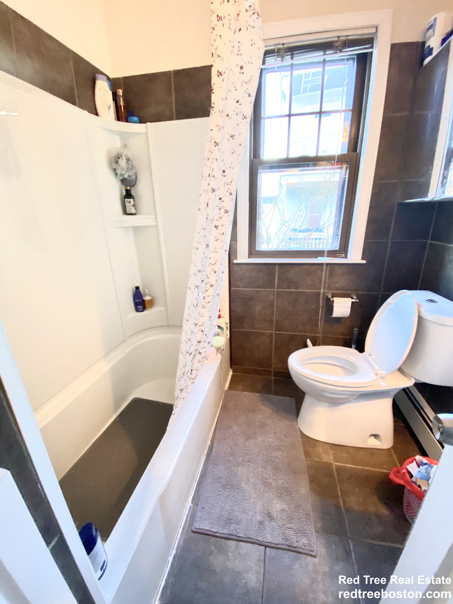 809 Saratoga St, East Boston