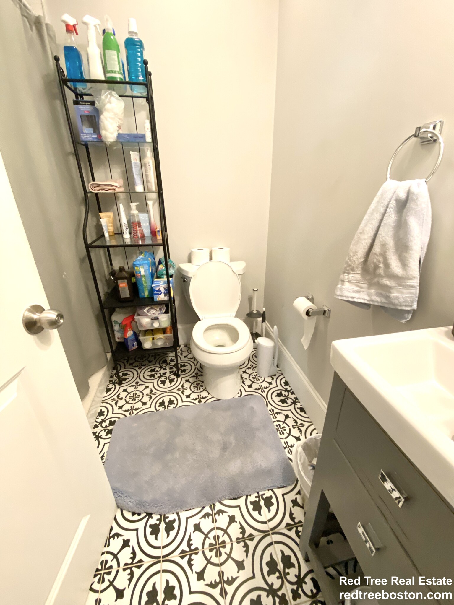 244 Leyden St, East Boston